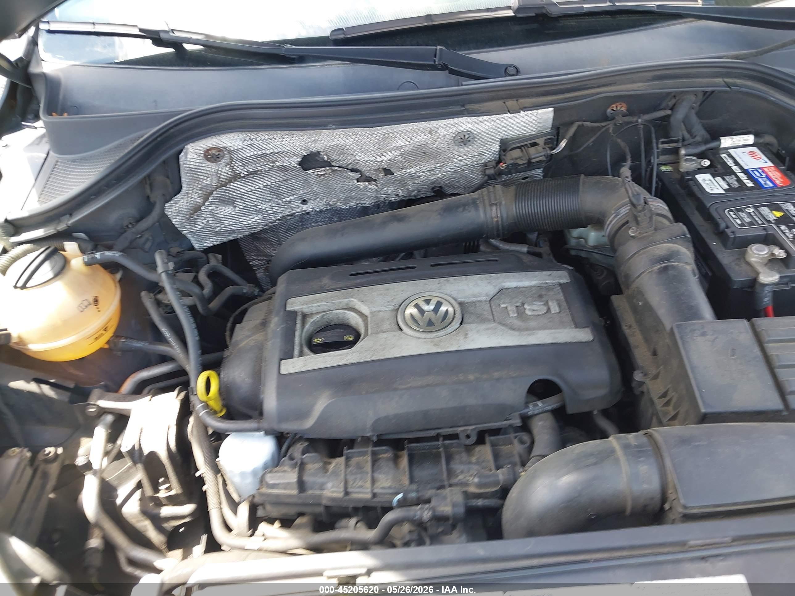 VOLKSWAGEN TIGUAN image 6