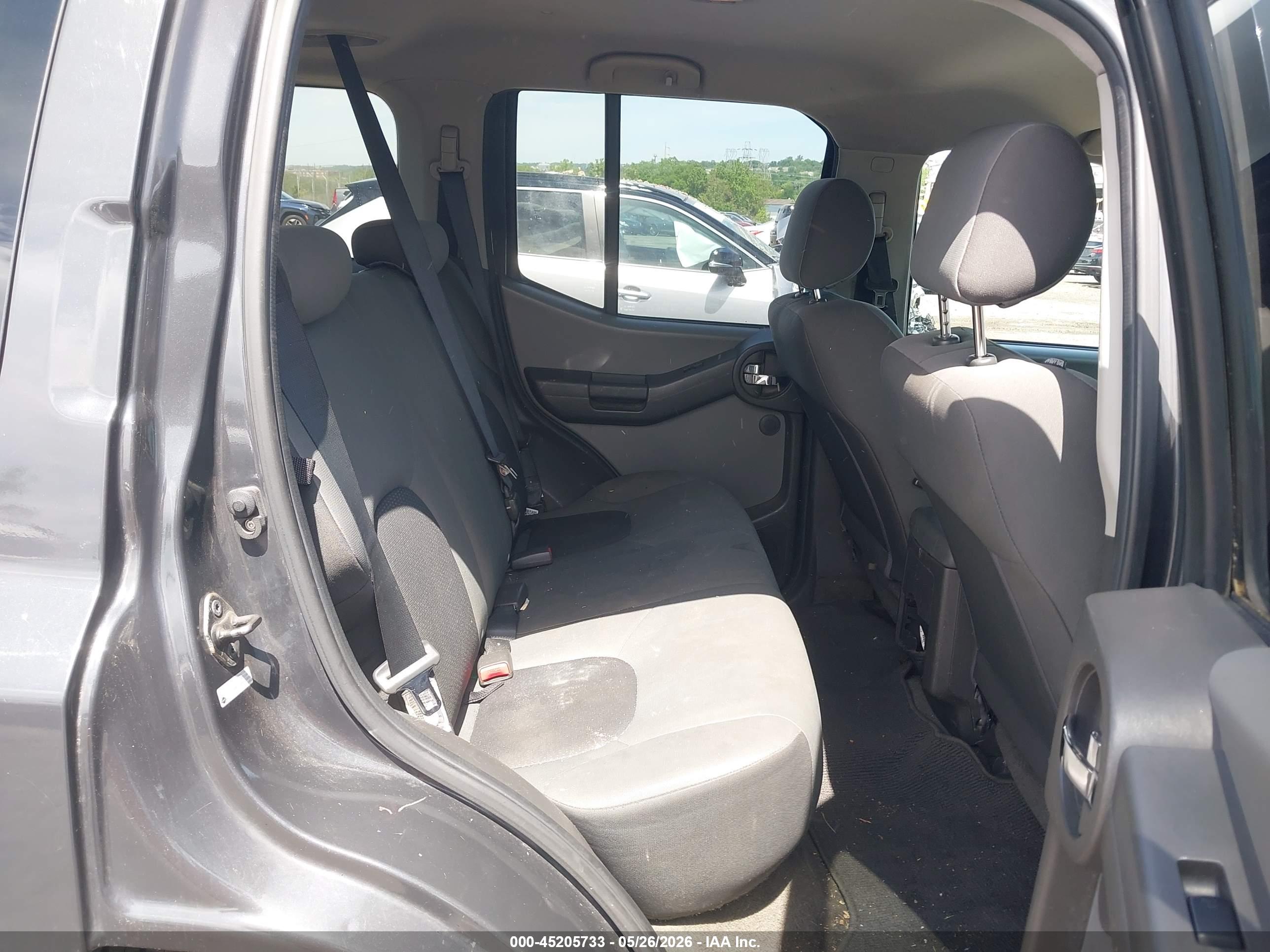 NISSAN XTERRA image 8