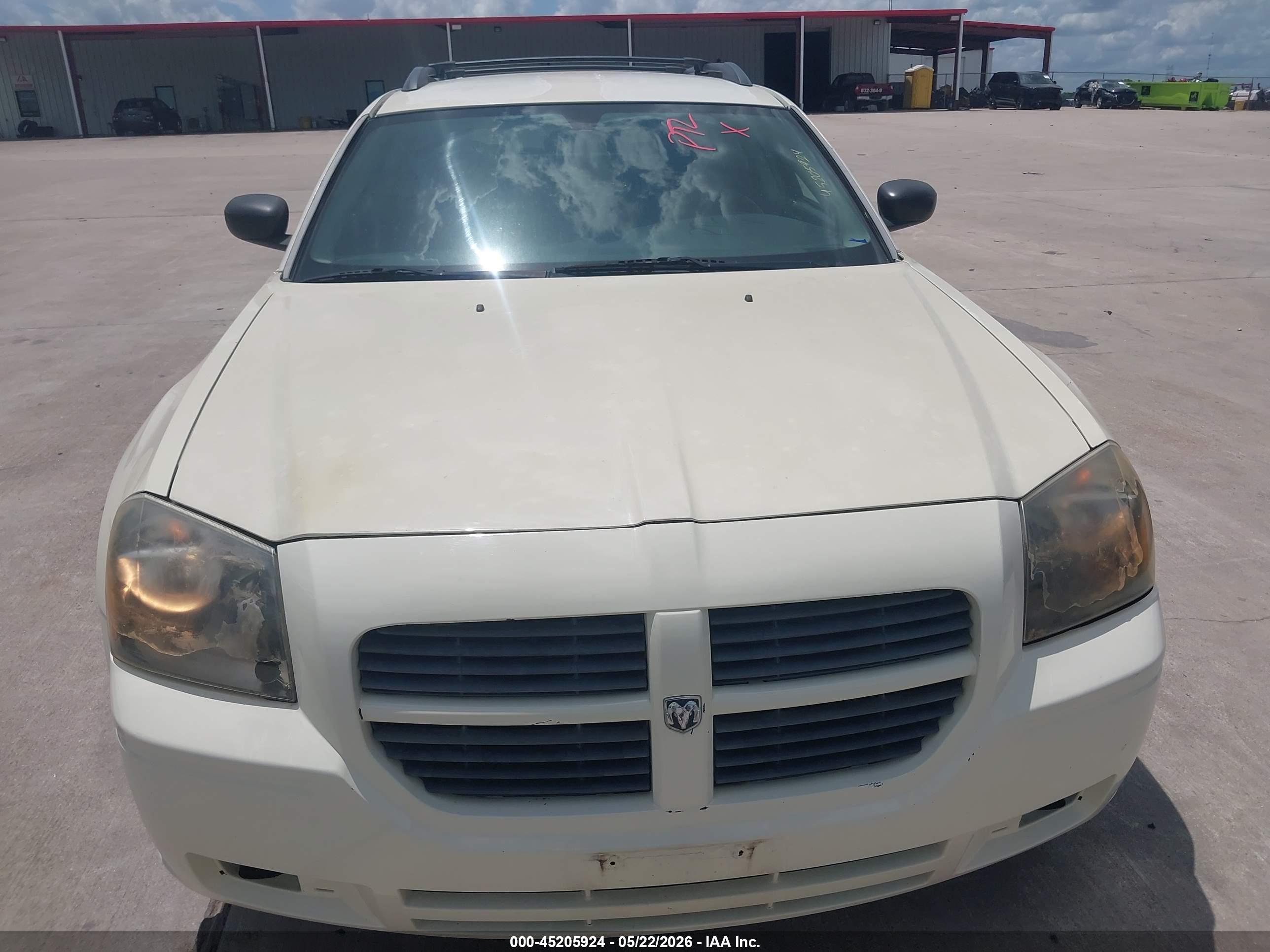 DODGE MAGNUM image 6