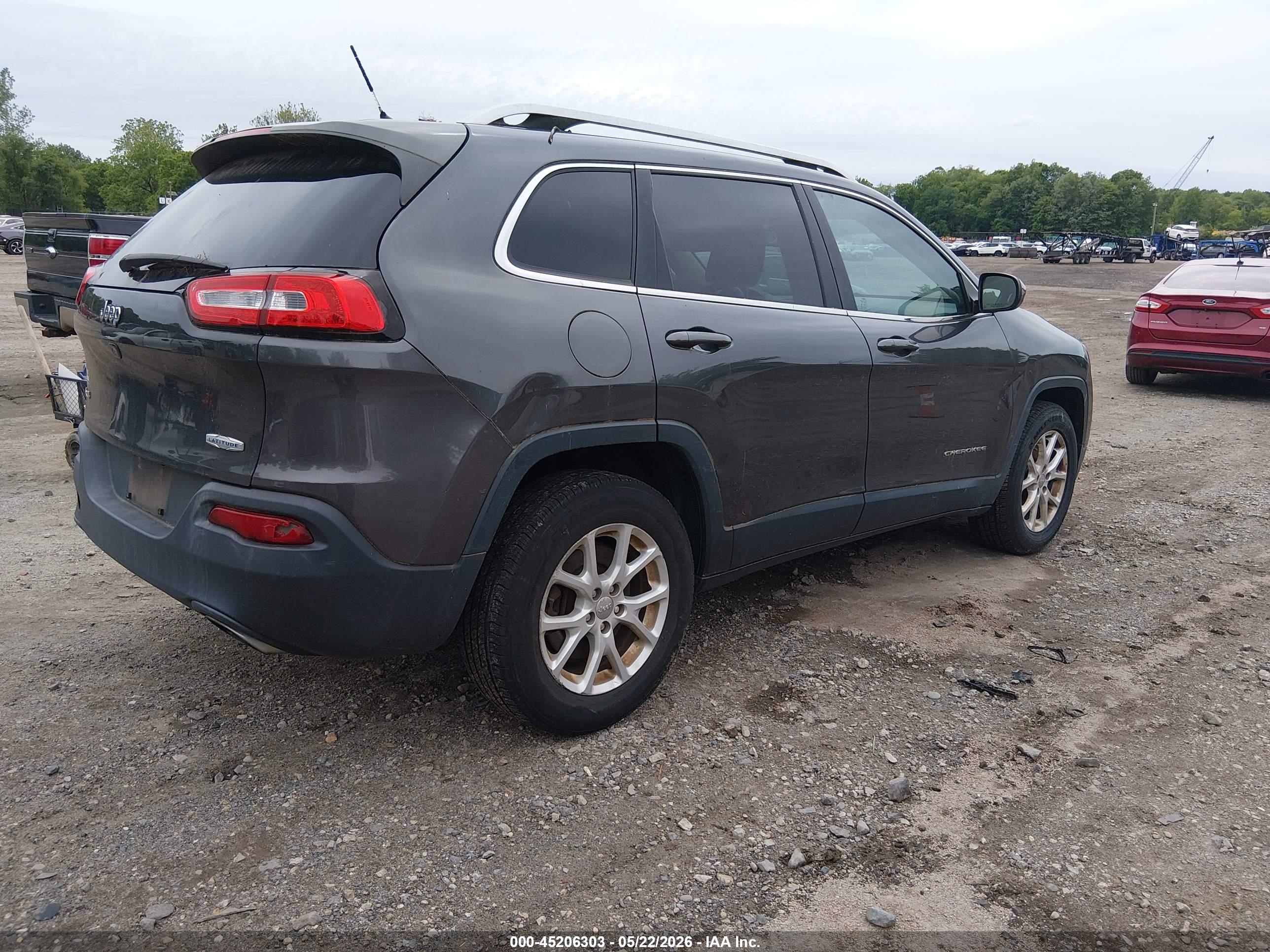 JEEP CHEROKEE image 4