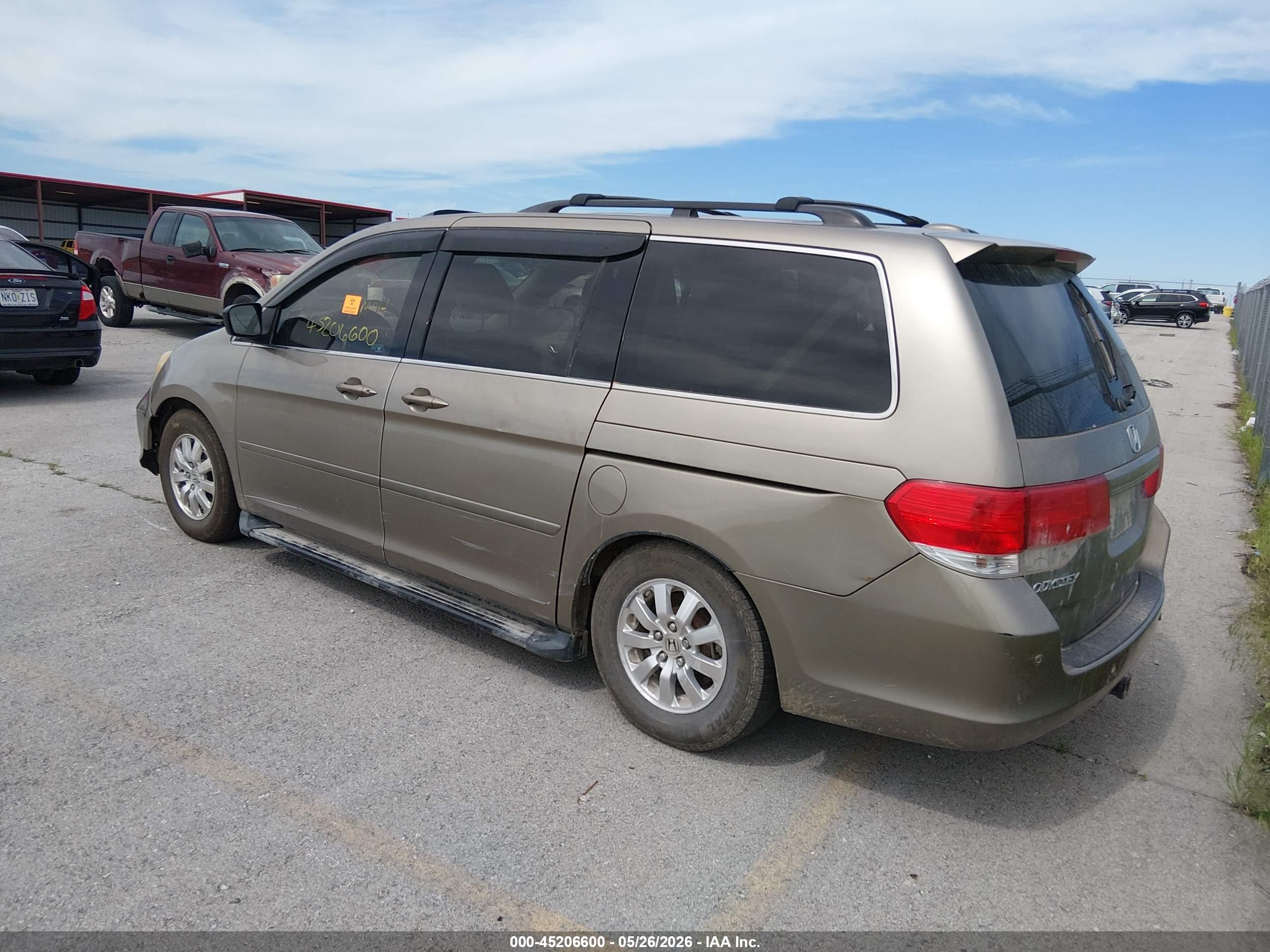 HONDA ODYSSEY image 3
