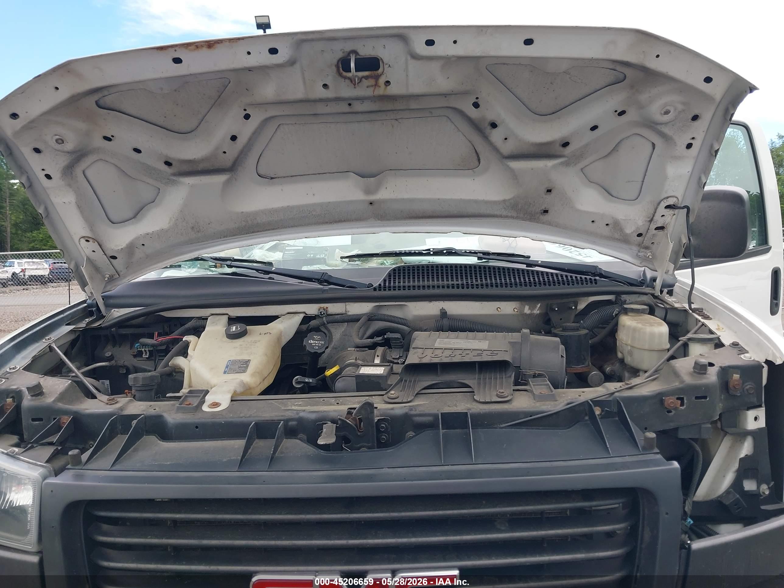 GMC SAVANA image 10