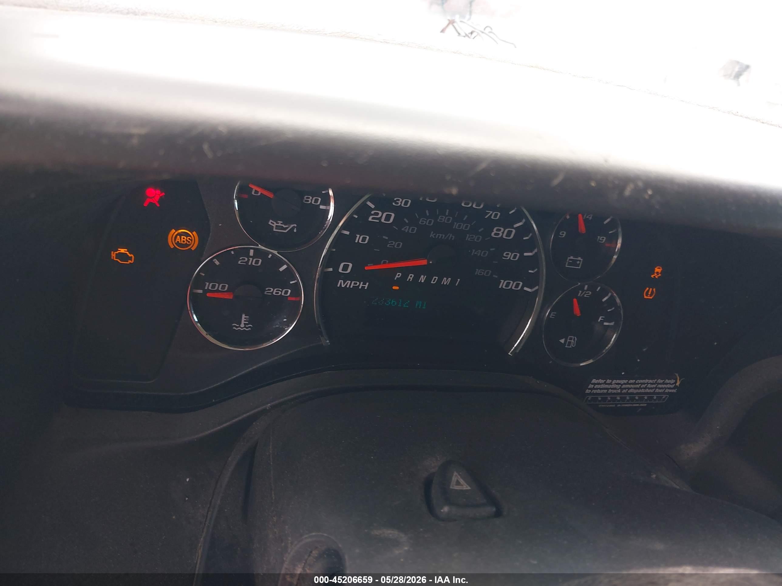 GMC SAVANA image 7