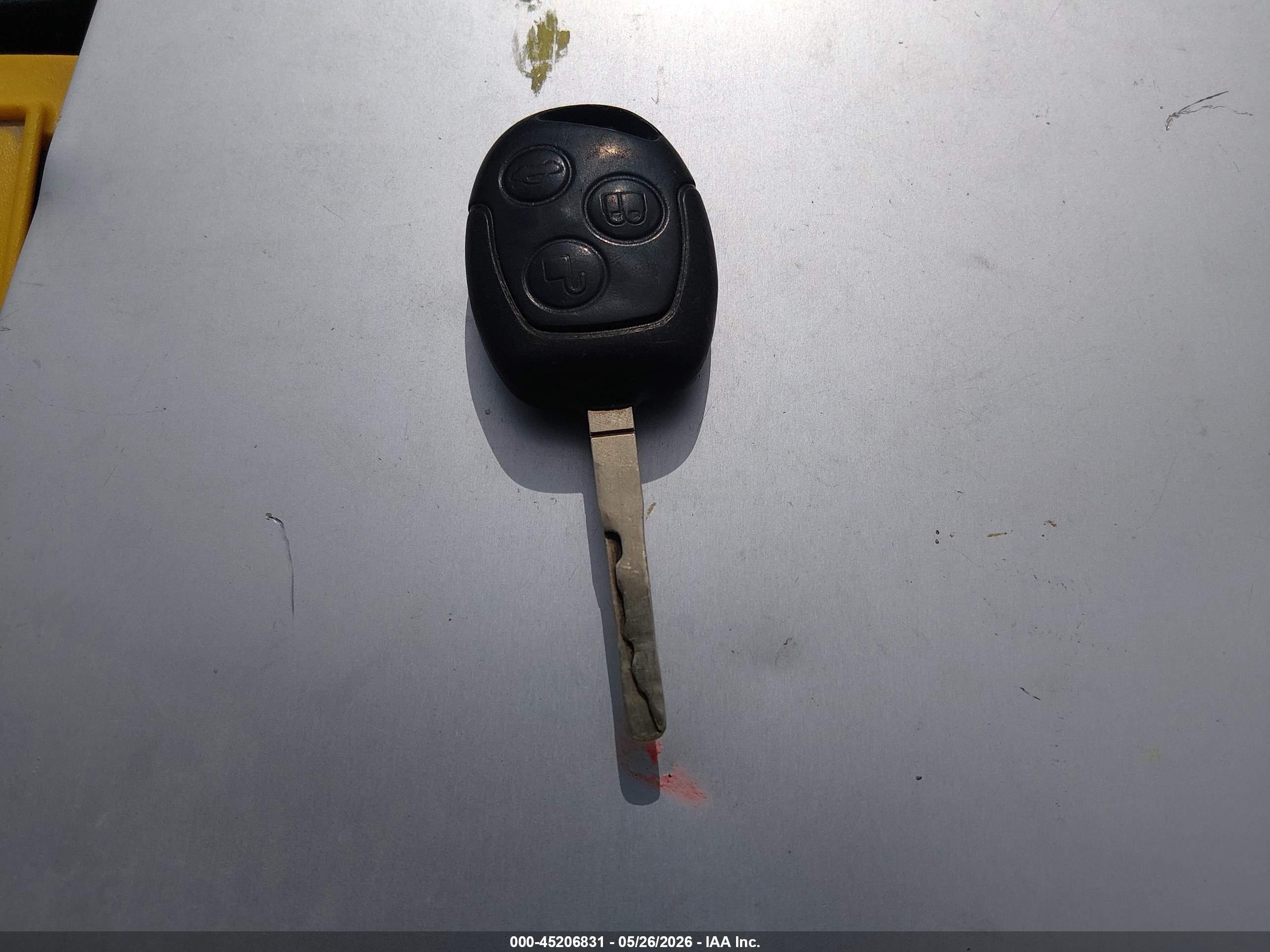 FORD FIESTA image 11