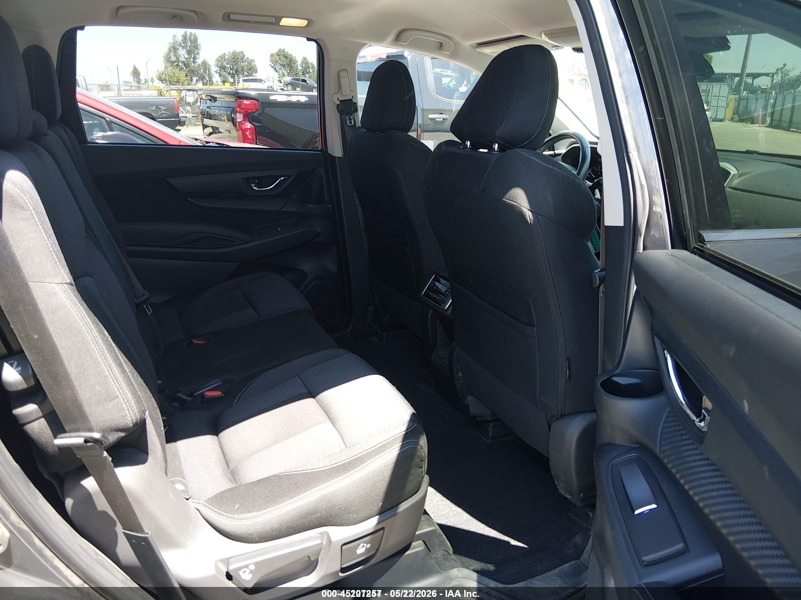 SUBARU ASCENT image 8