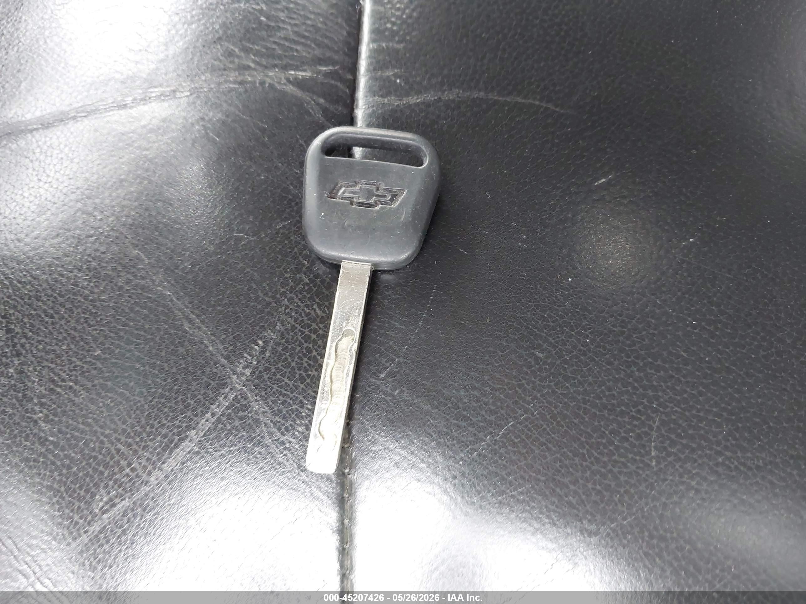 CHEVROLET TAHOE image 11