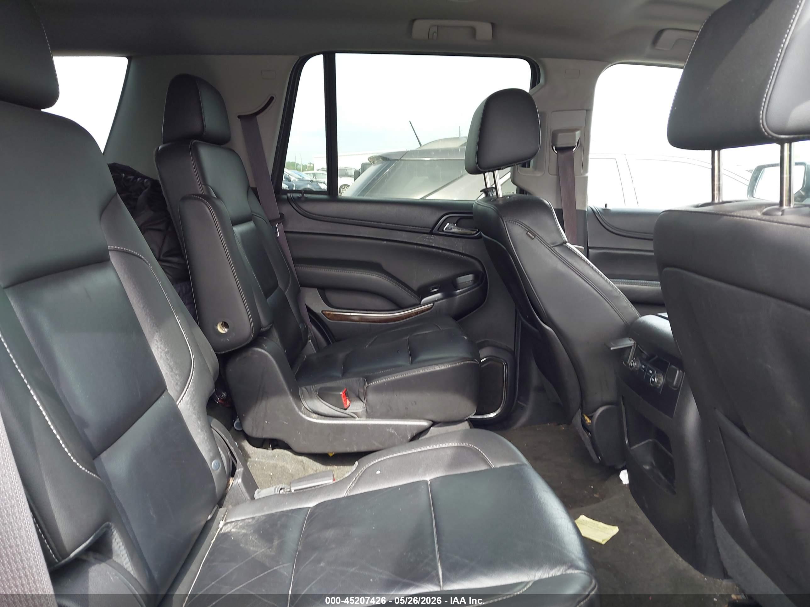 CHEVROLET TAHOE image 8