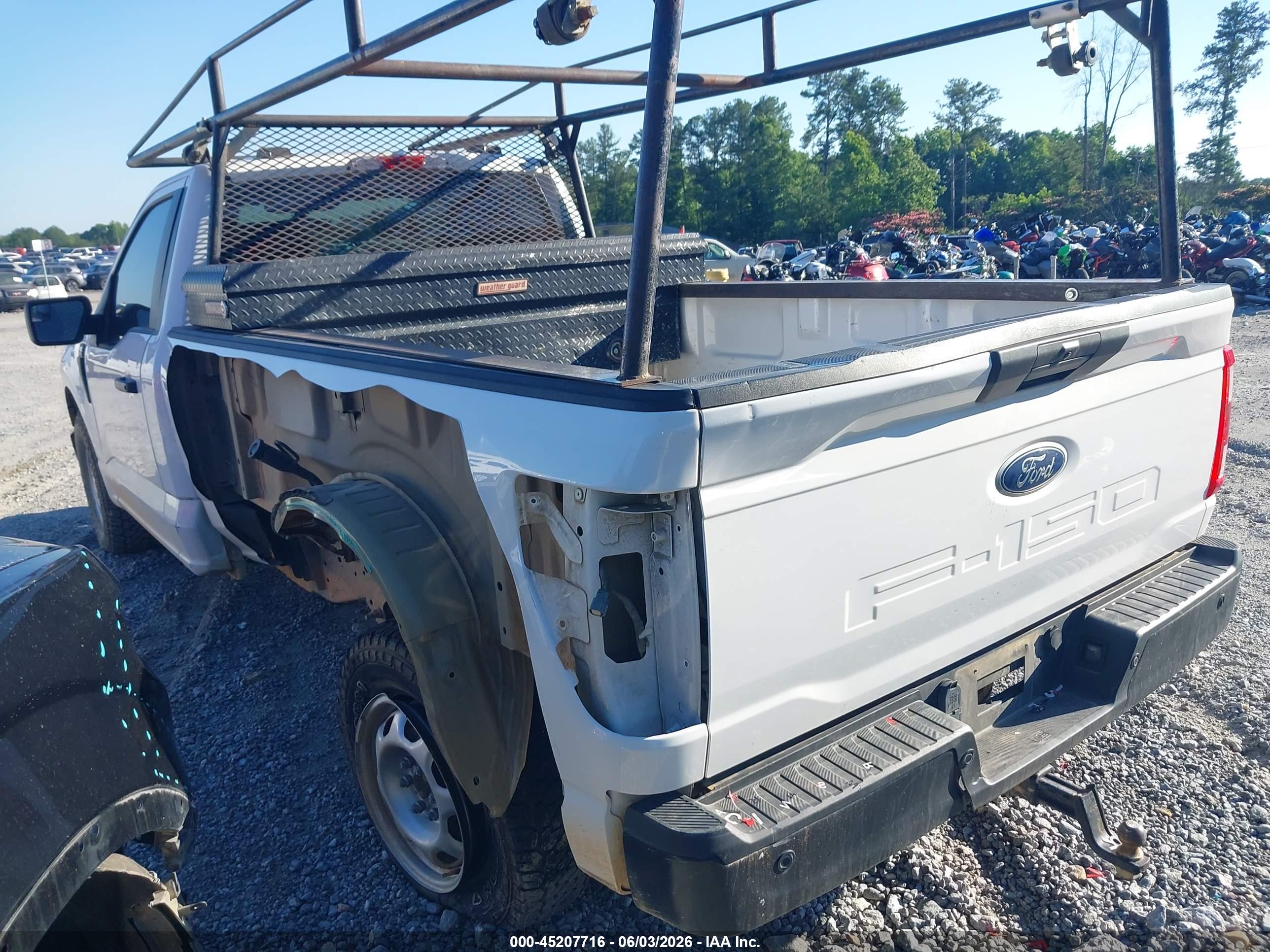 FORD F-150 image 3