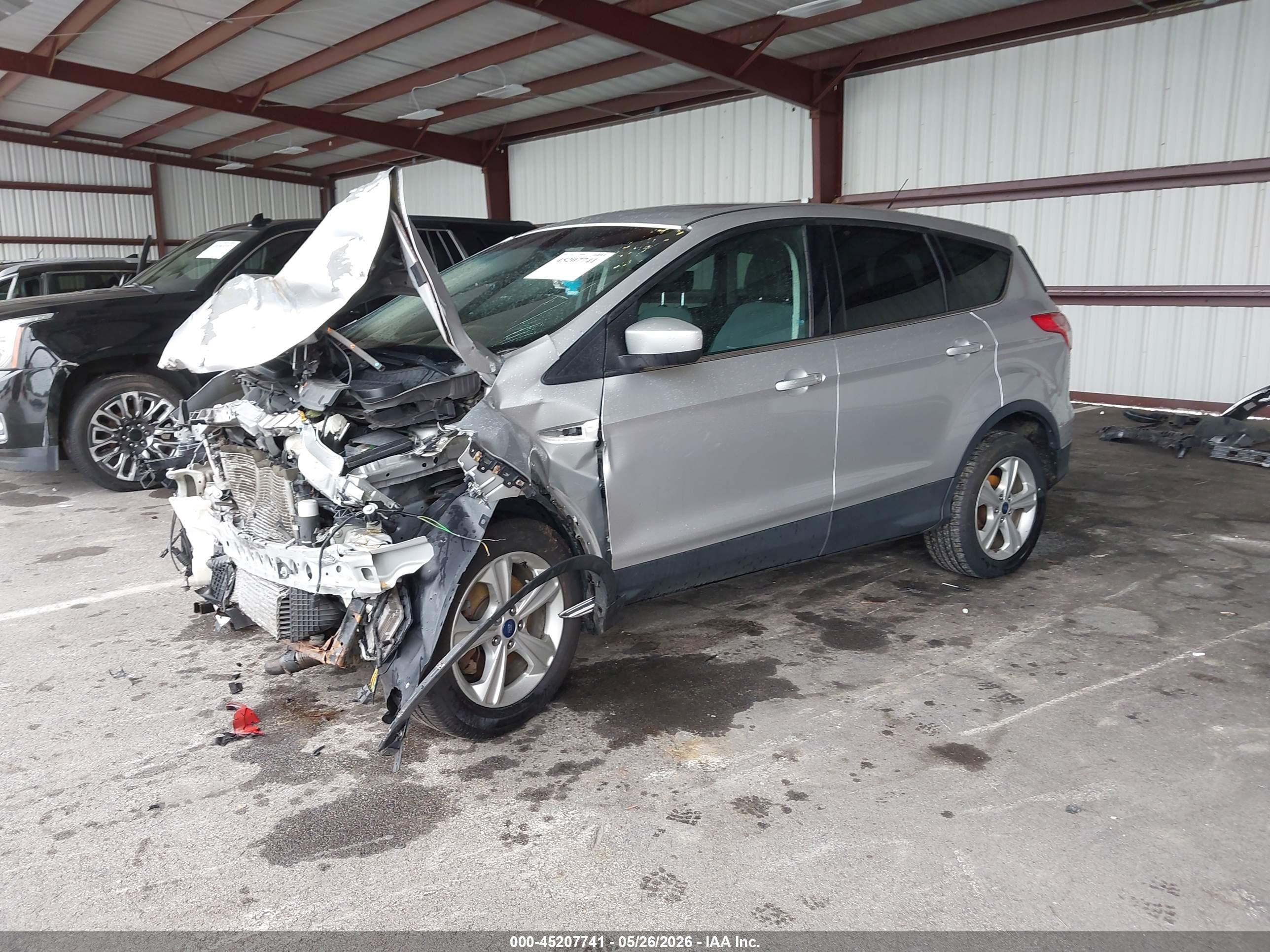 FORD ESCAPE image 2