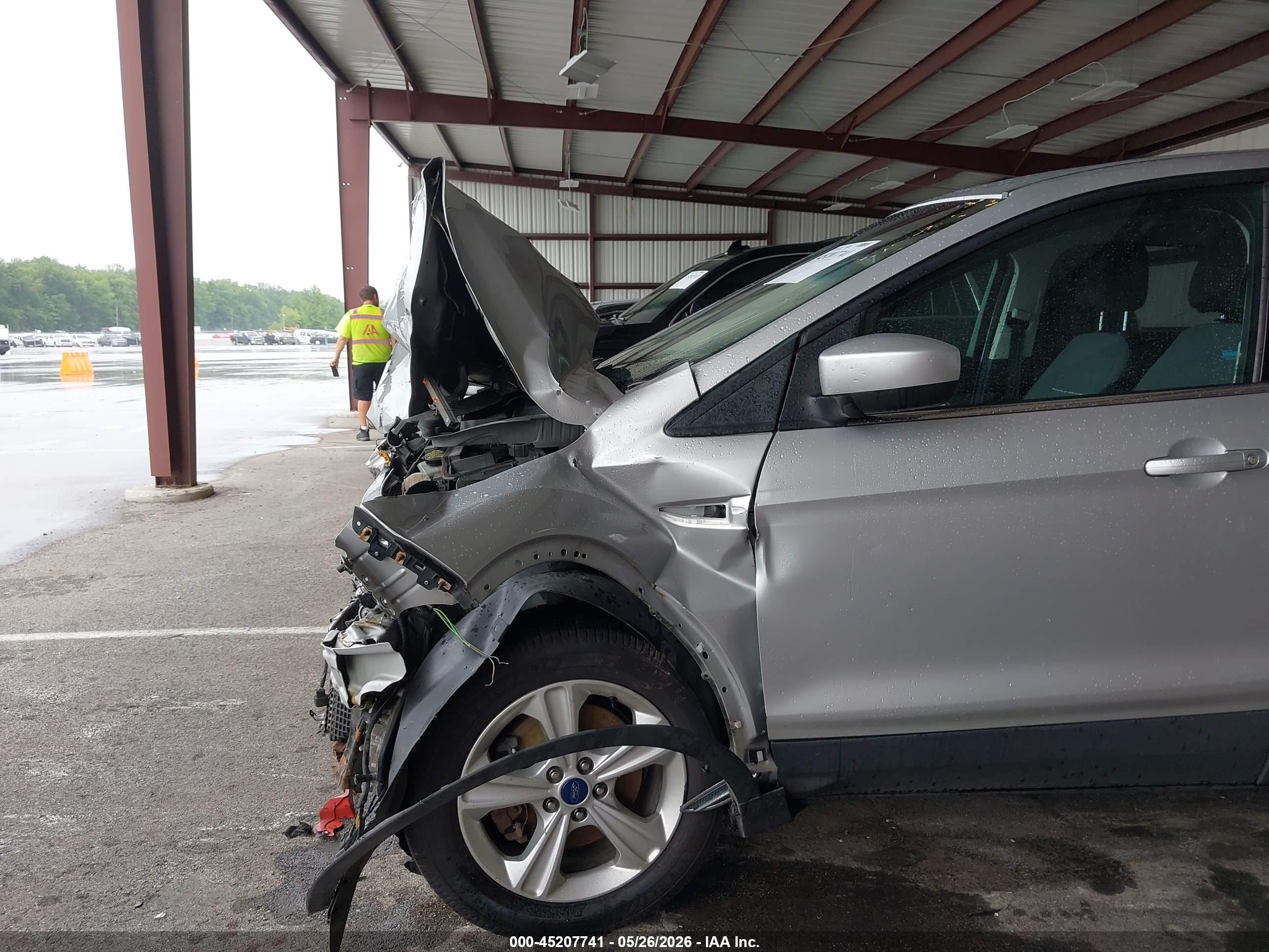 FORD ESCAPE image 6