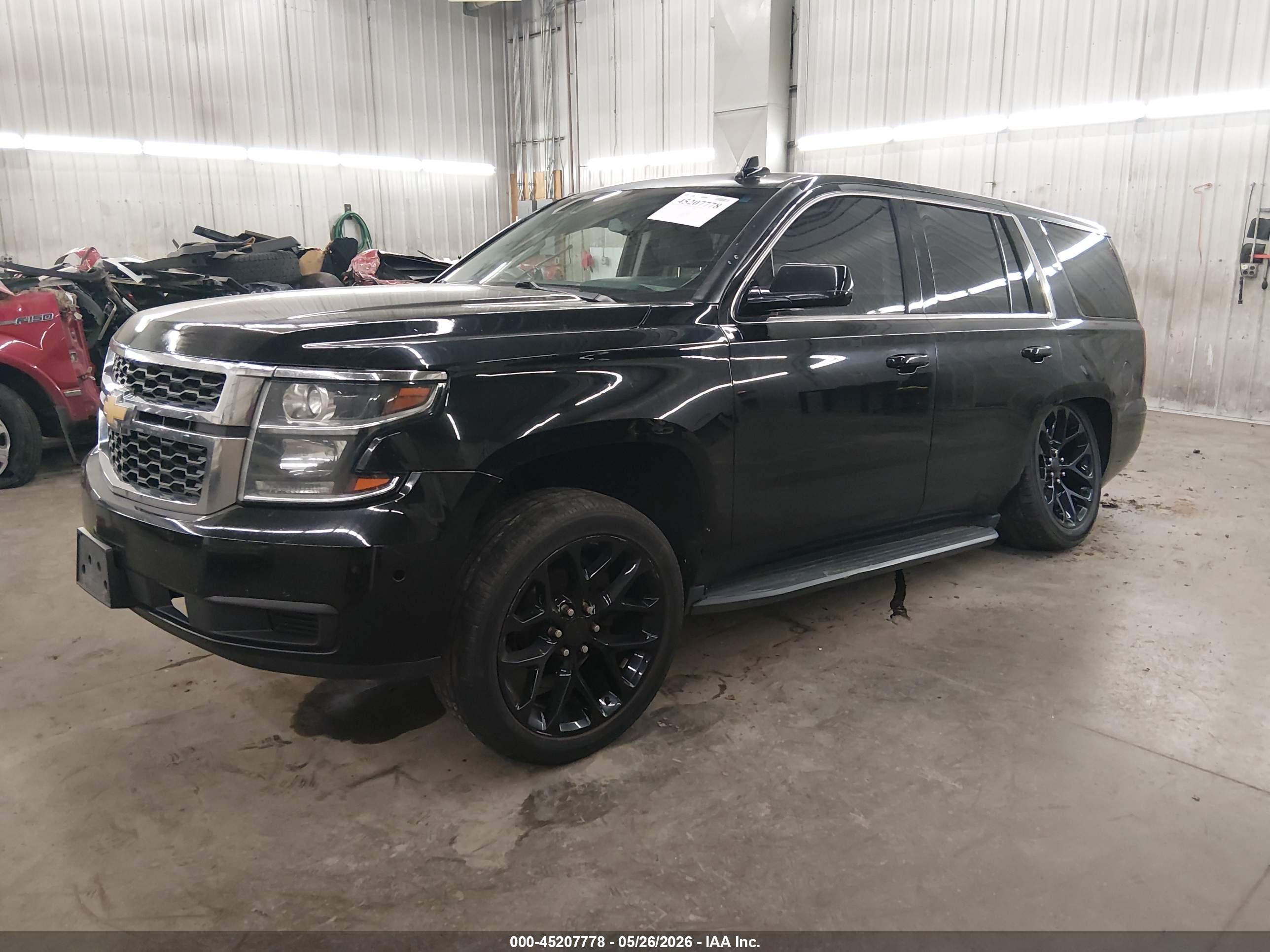 CHEVROLET TAHOE image 2