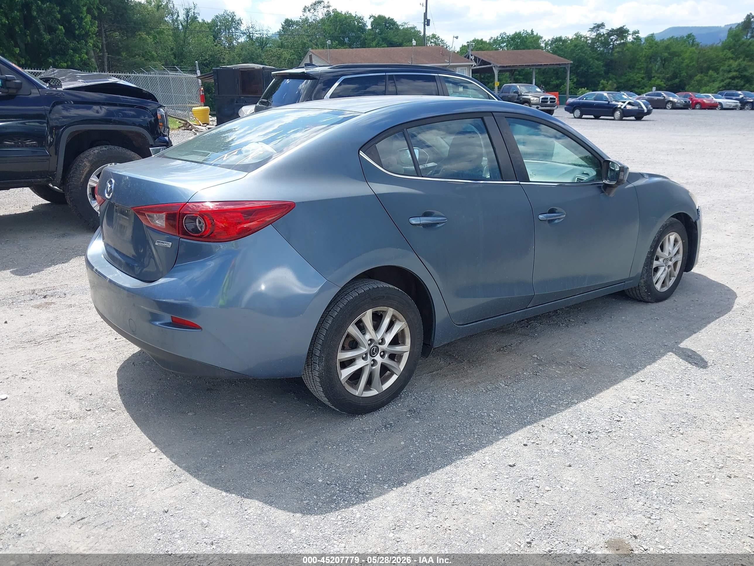 MAZDA MAZDA3 image 4