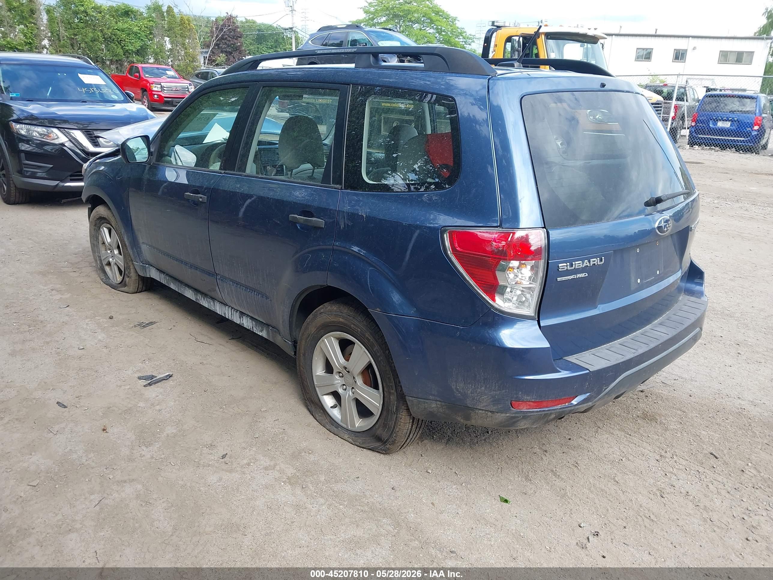 SUBARU FORESTER image 3