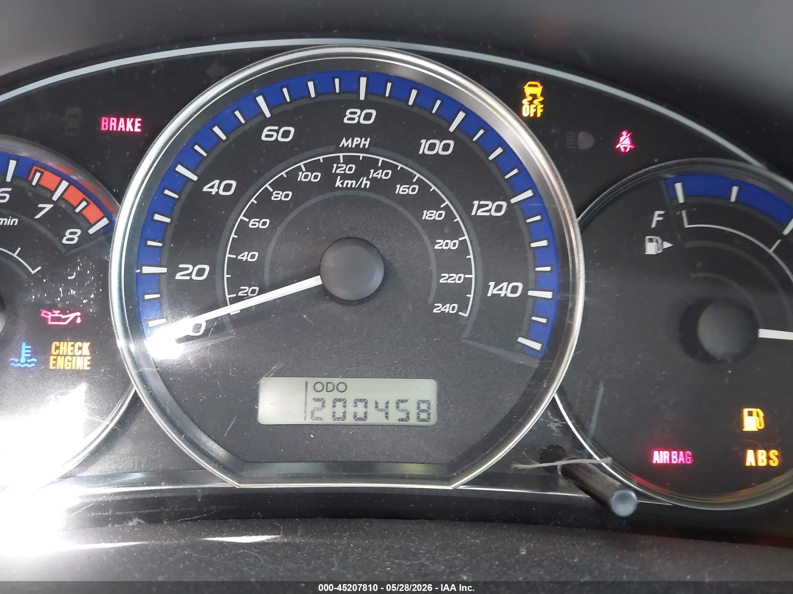 SUBARU FORESTER image 7