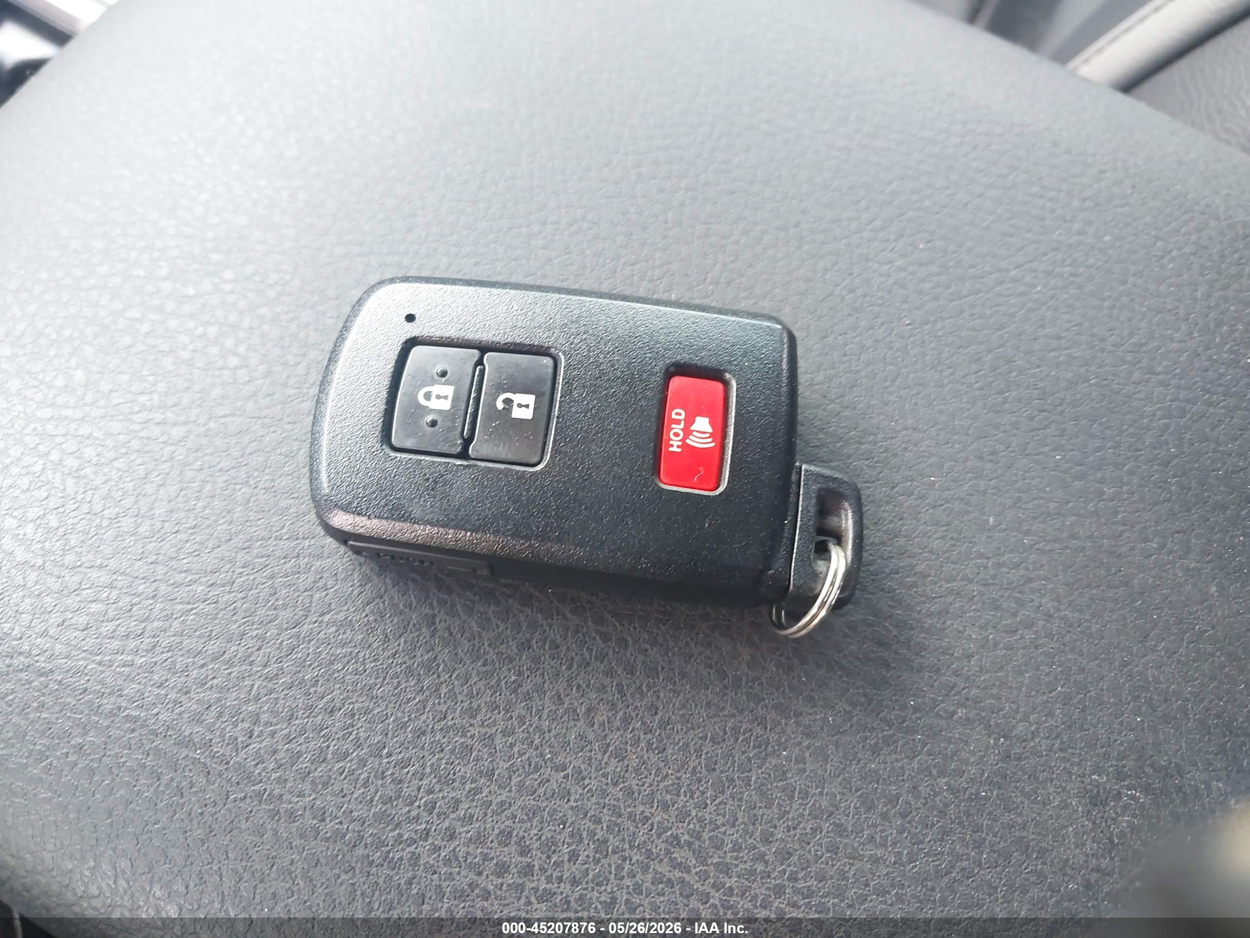 TOYOTA TACOMA image 11