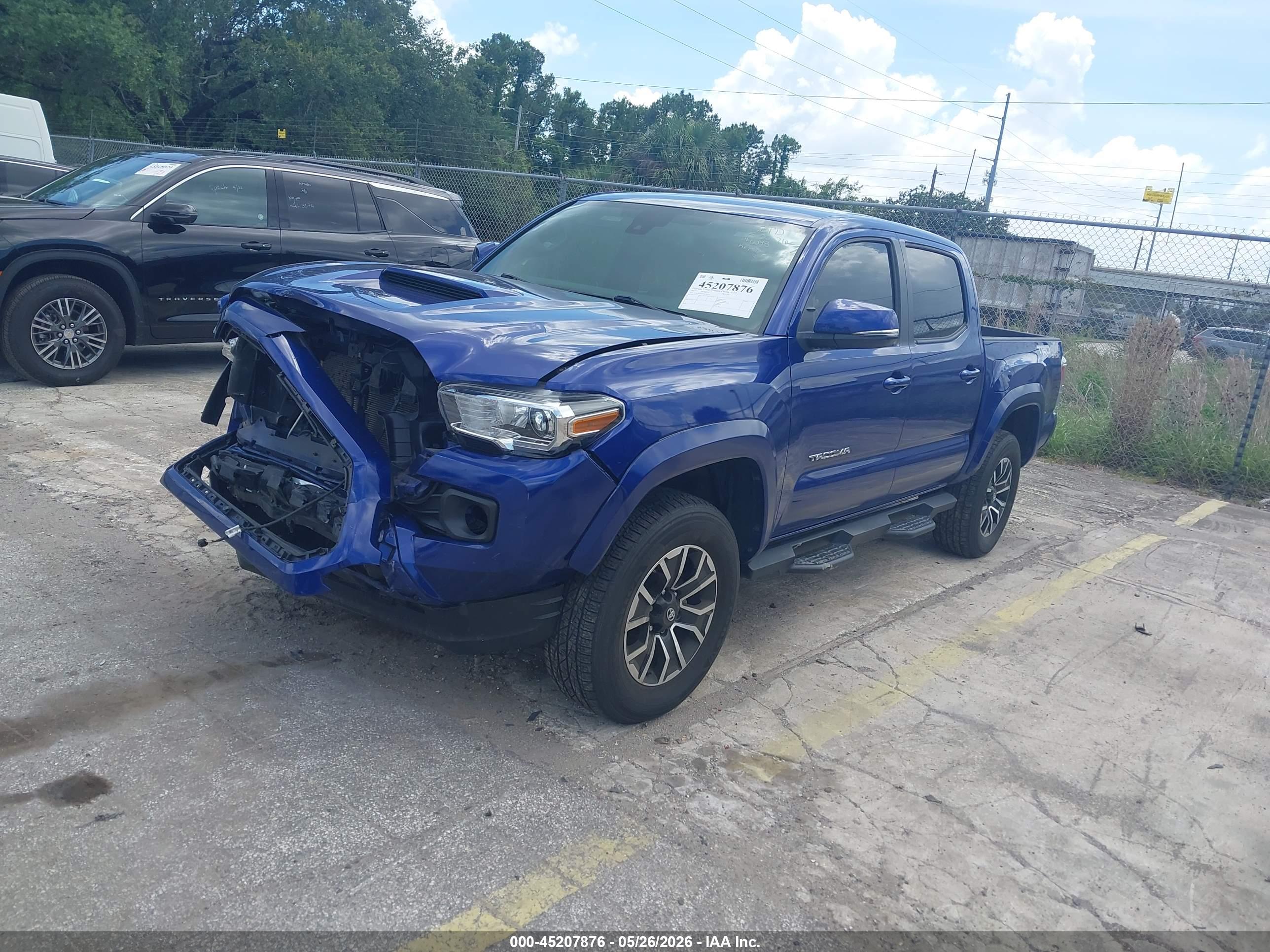 TOYOTA TACOMA image 2