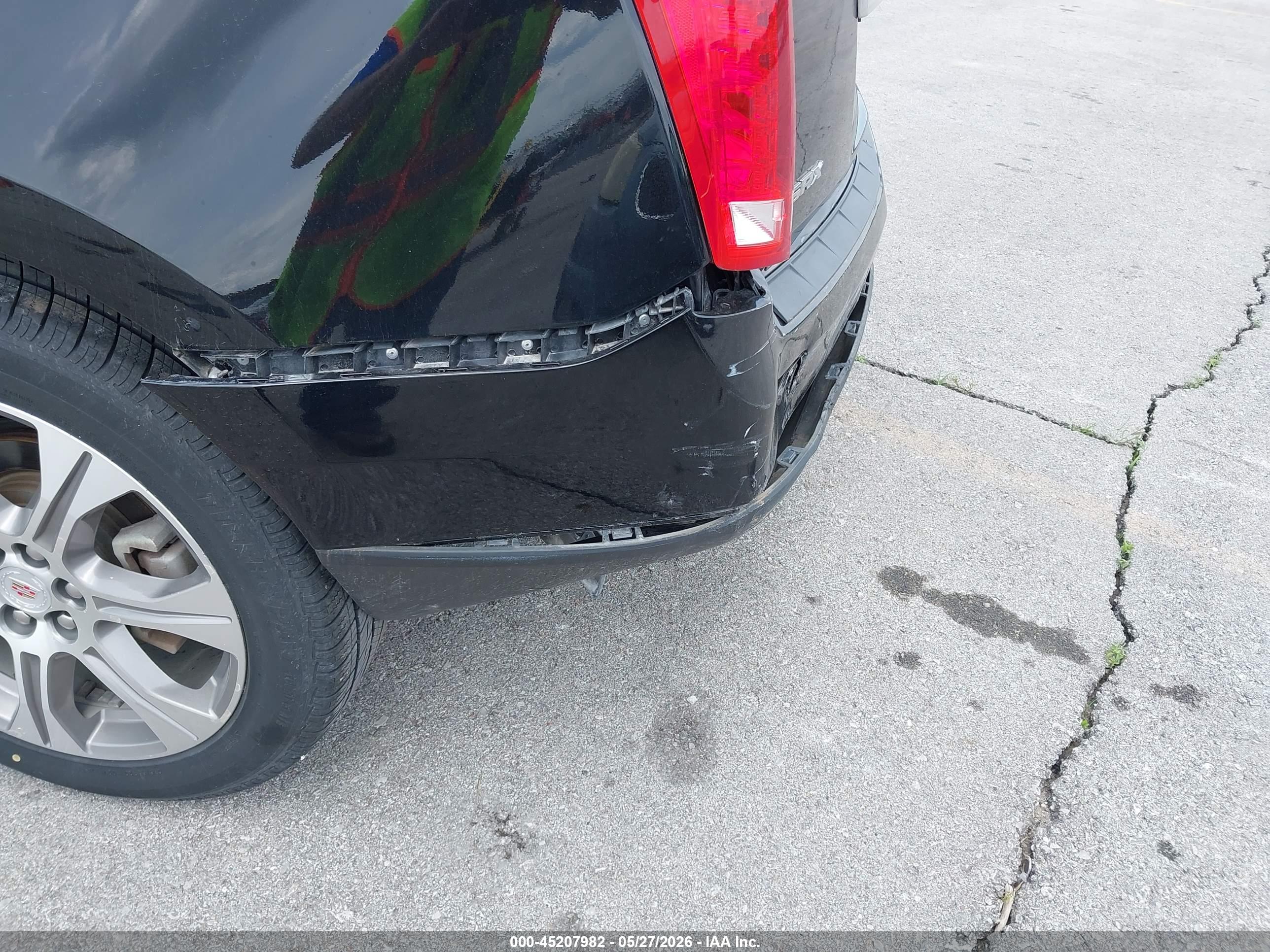 CADILLAC SRX image 6
