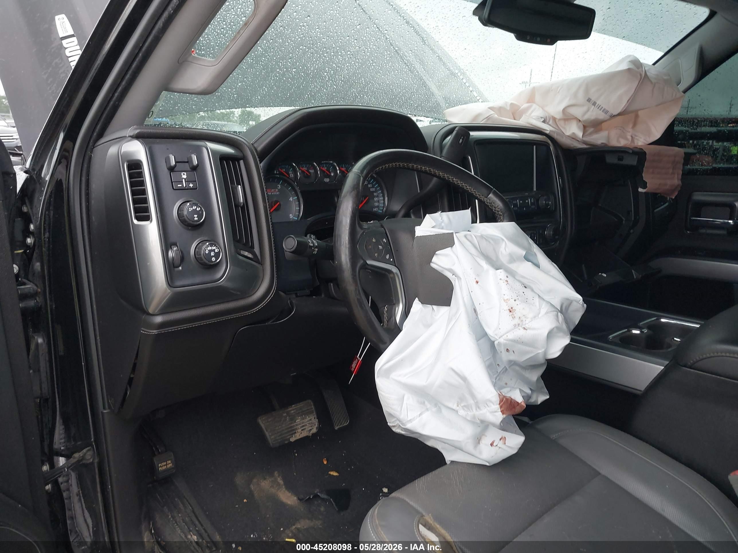 CHEVROLET SILVERADO image 6