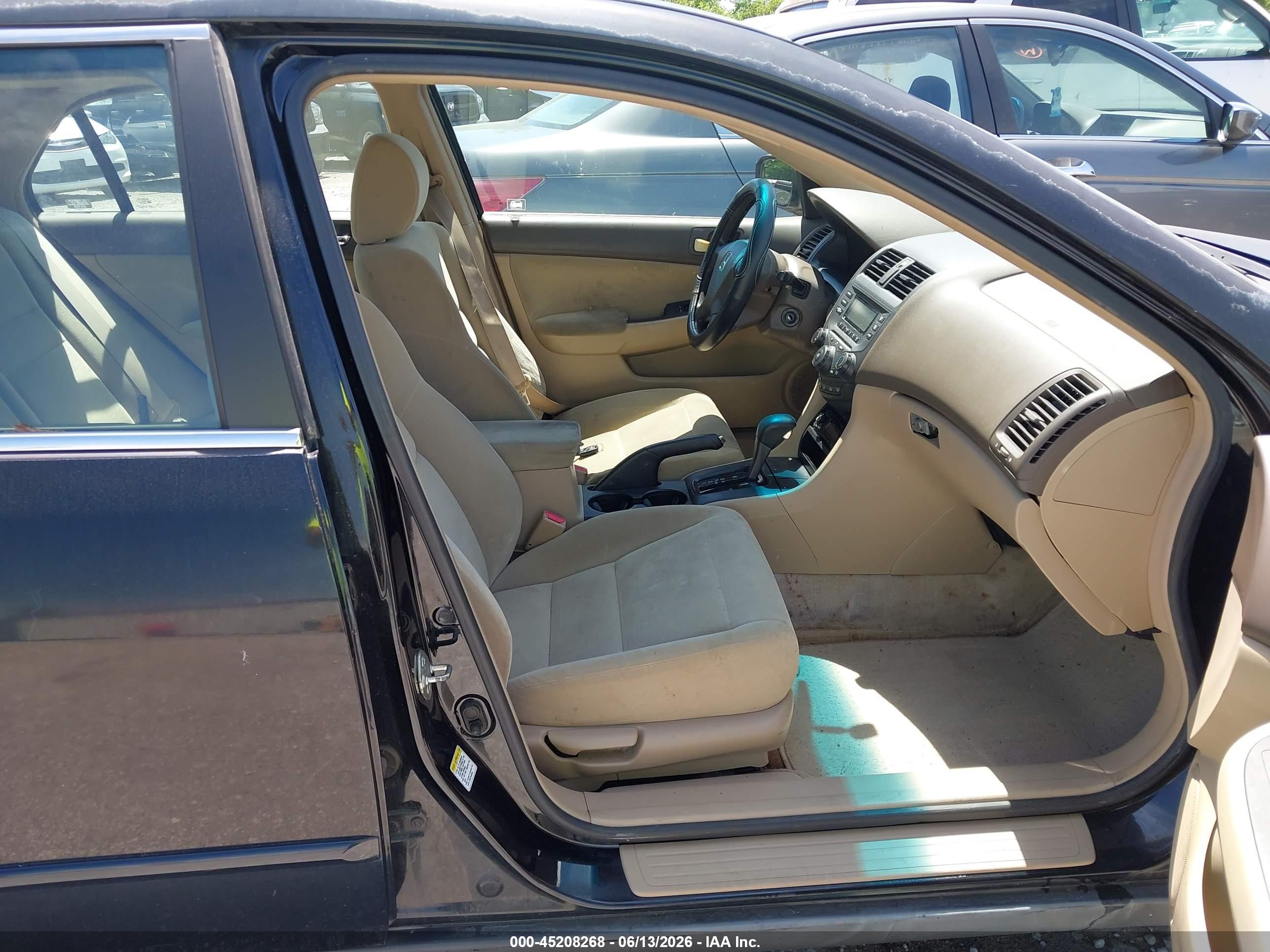 HONDA ACCORD image 5