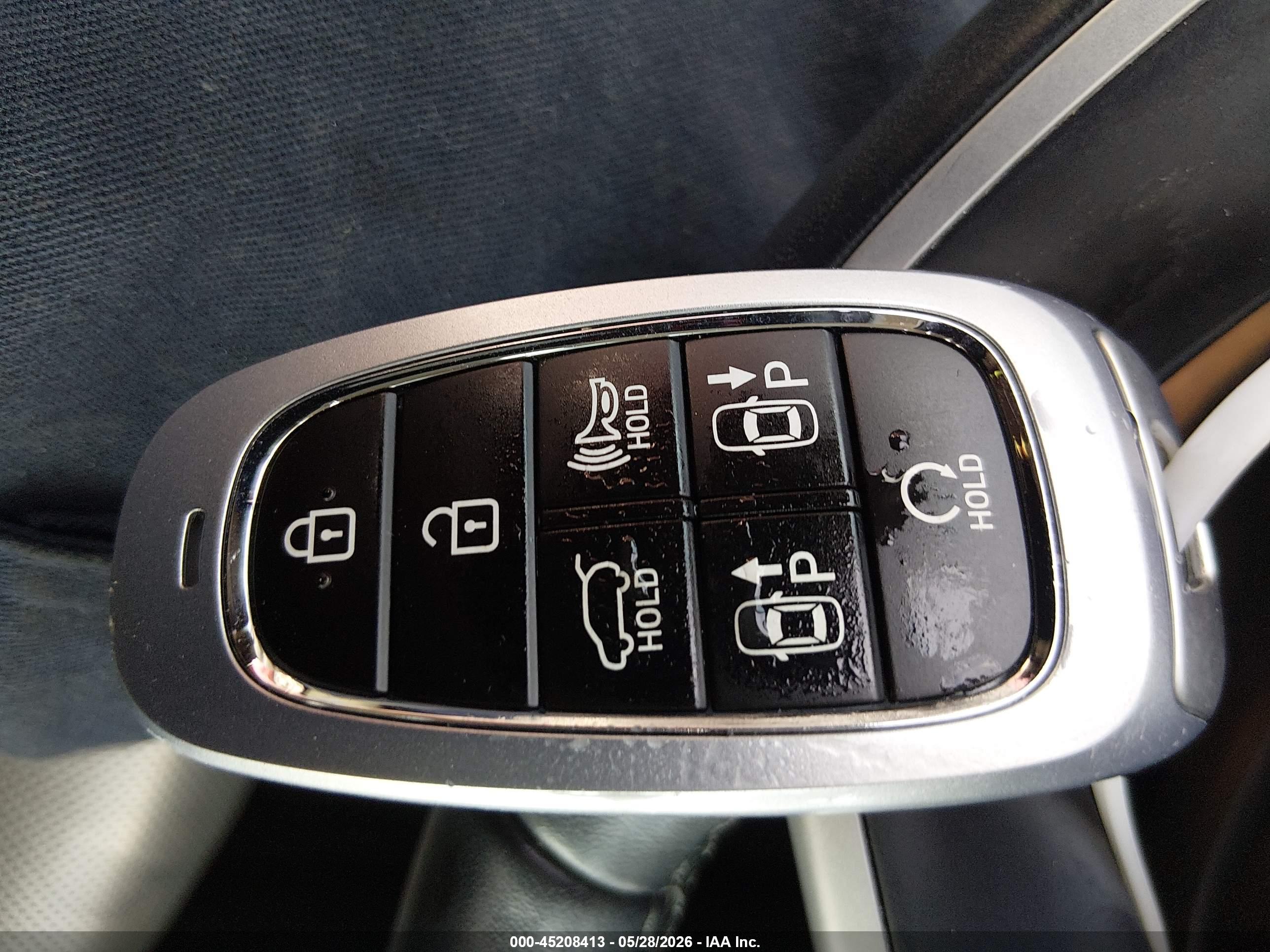HYUNDAI TUCSON image 11