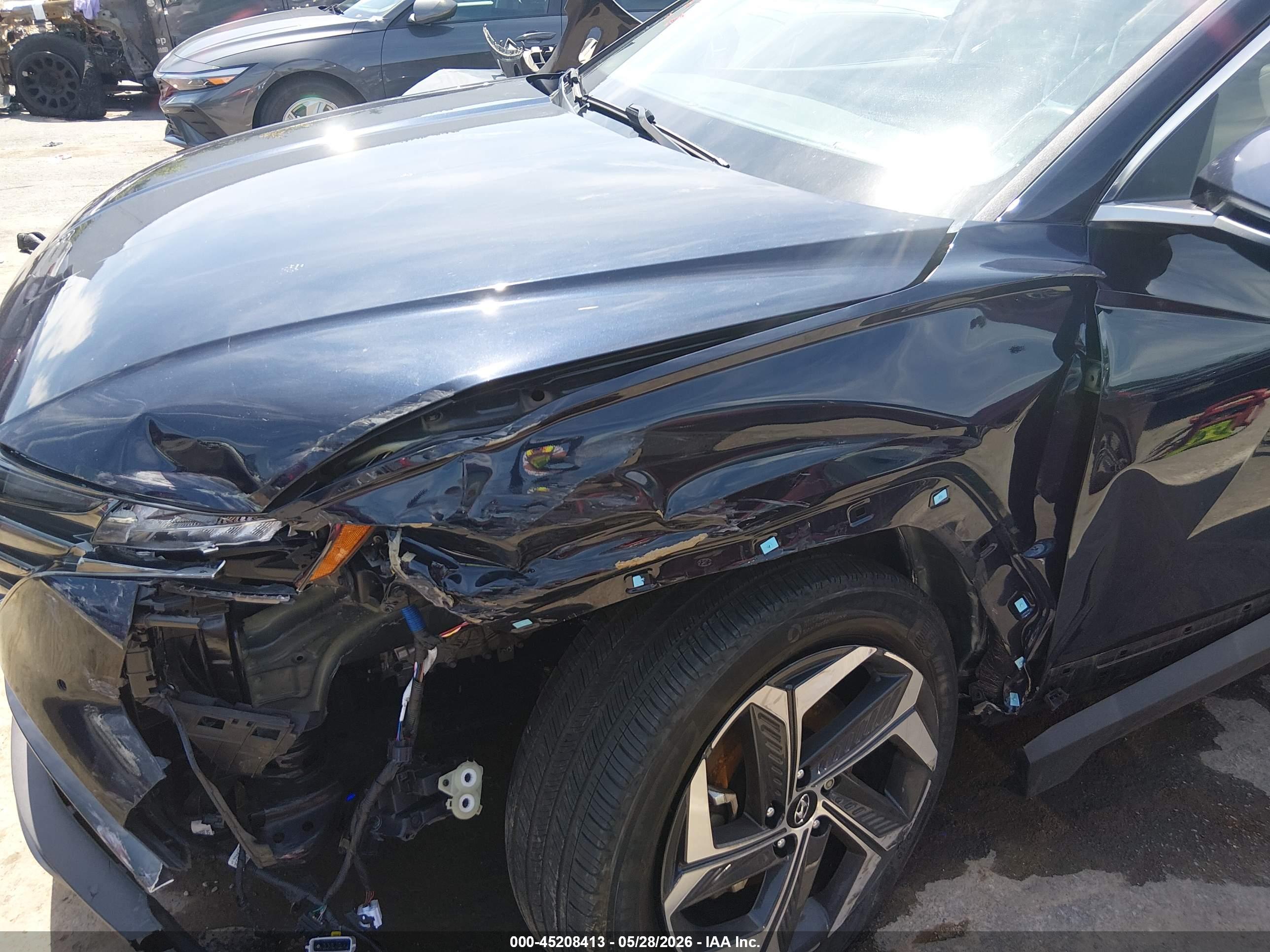 HYUNDAI TUCSON image 6