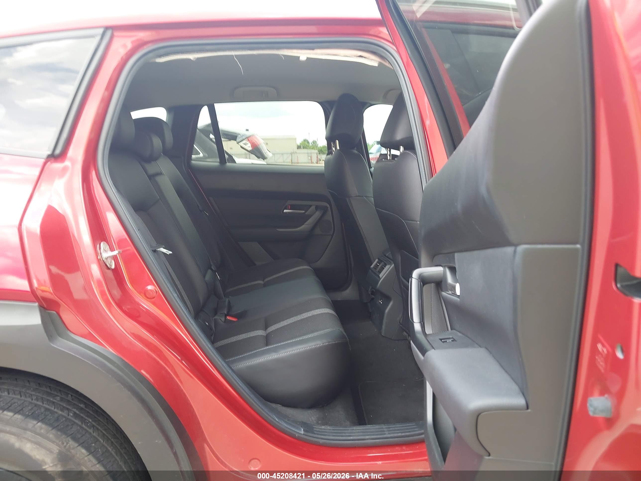 MAZDA CX-50 image 8