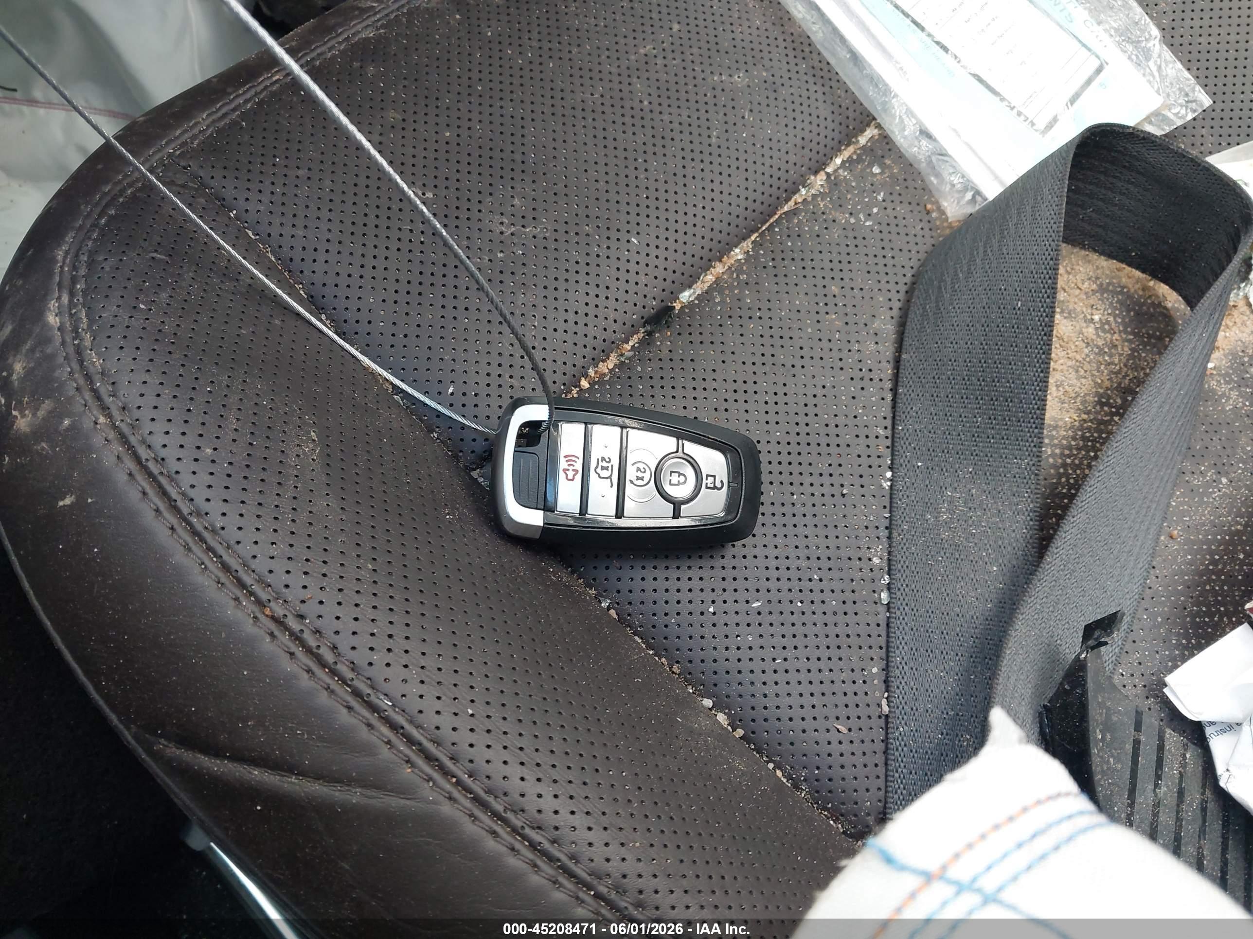 FORD EXPLORER image 11