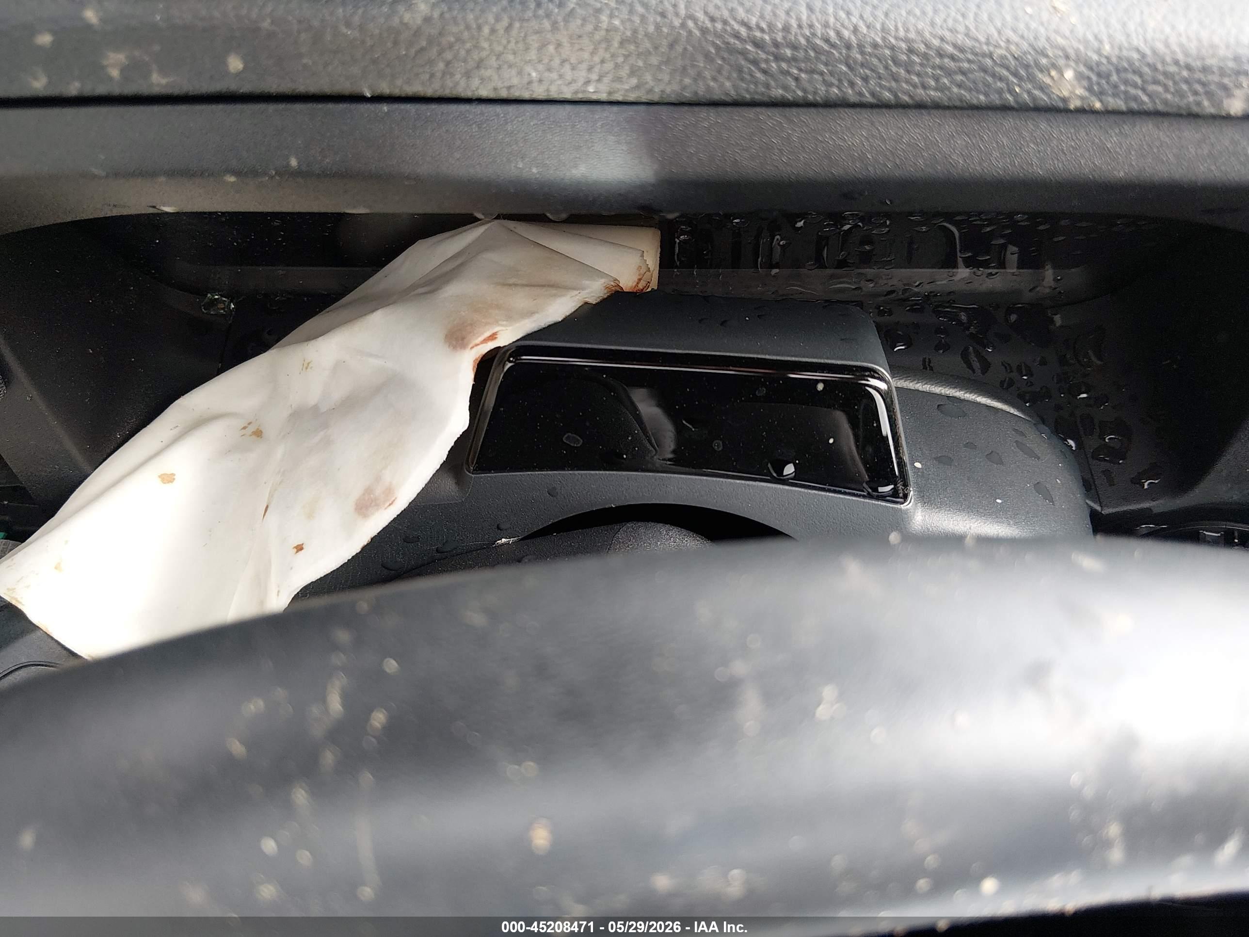 FORD EXPLORER image 7