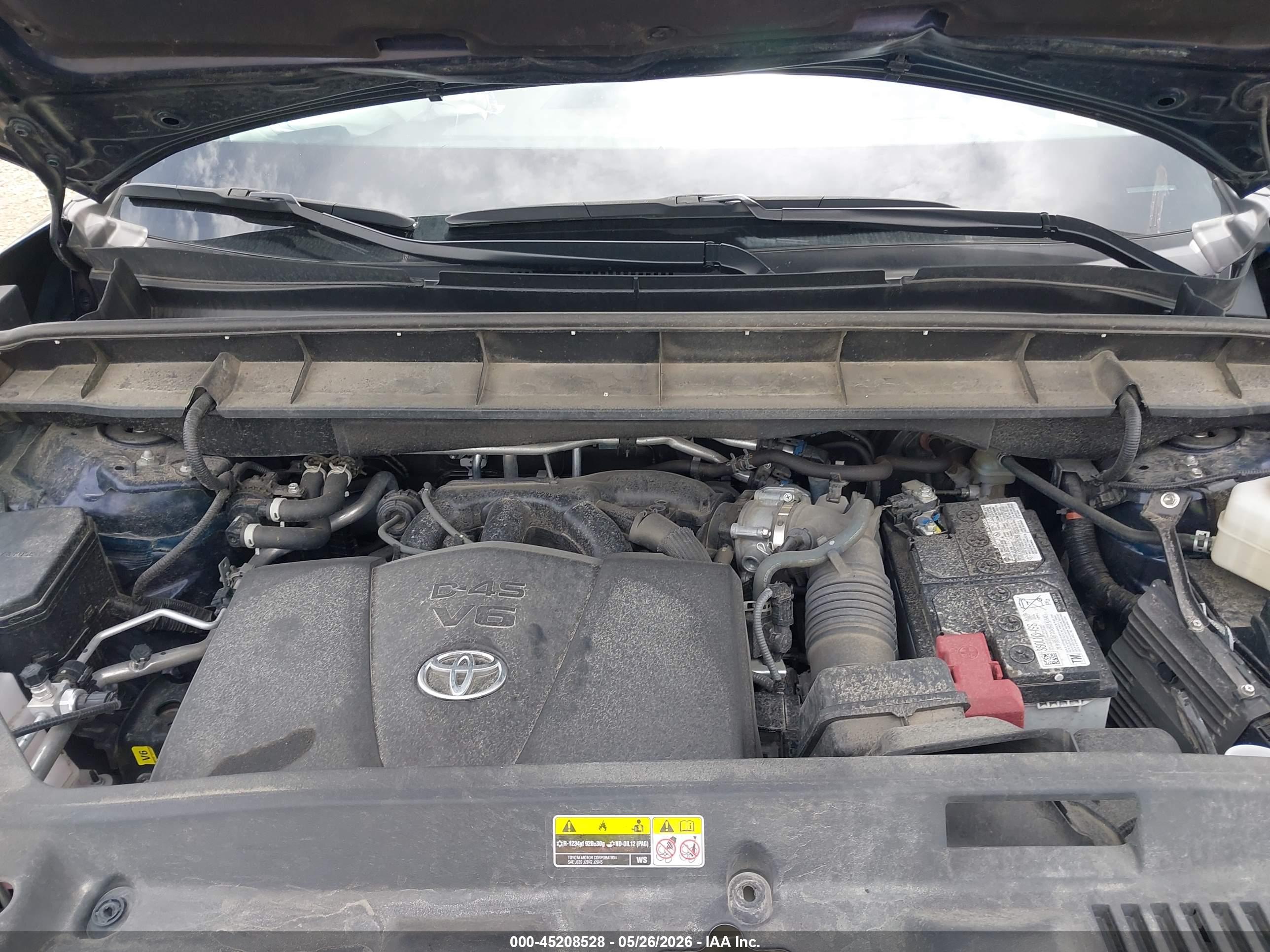 TOYOTA HIGHLANDER image 10