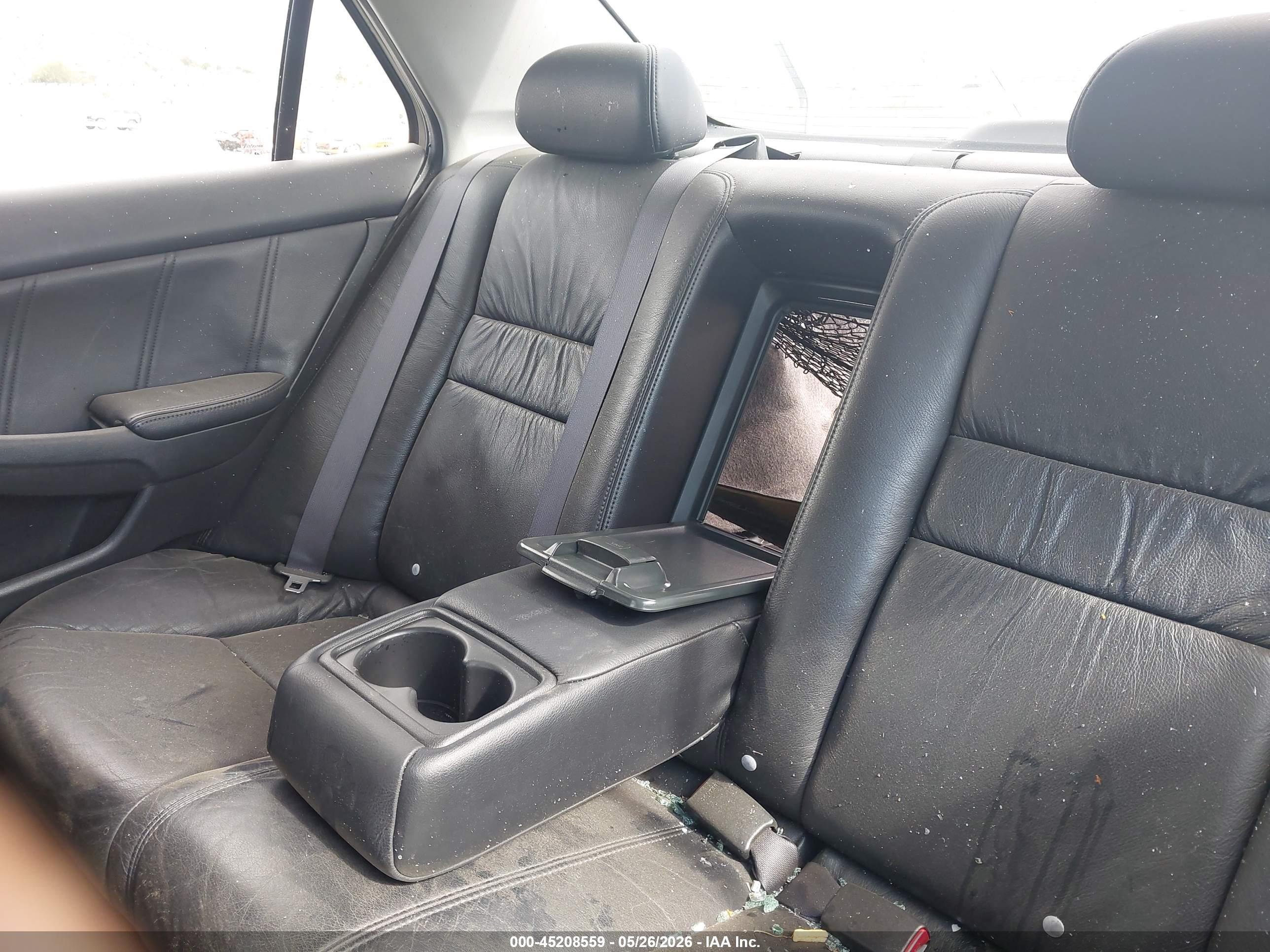HONDA ACCORD image 8