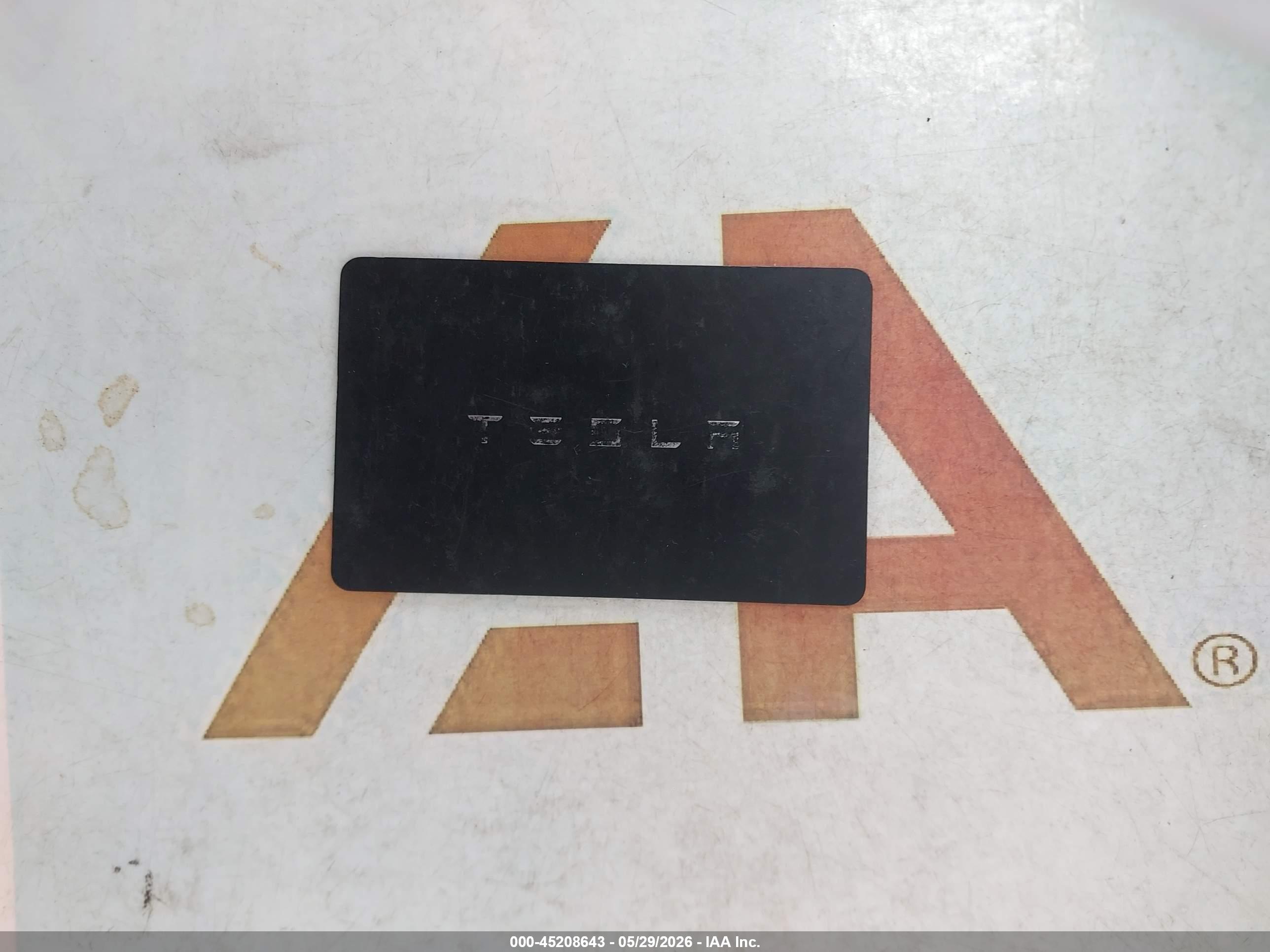 TESLA MODEL image 11
