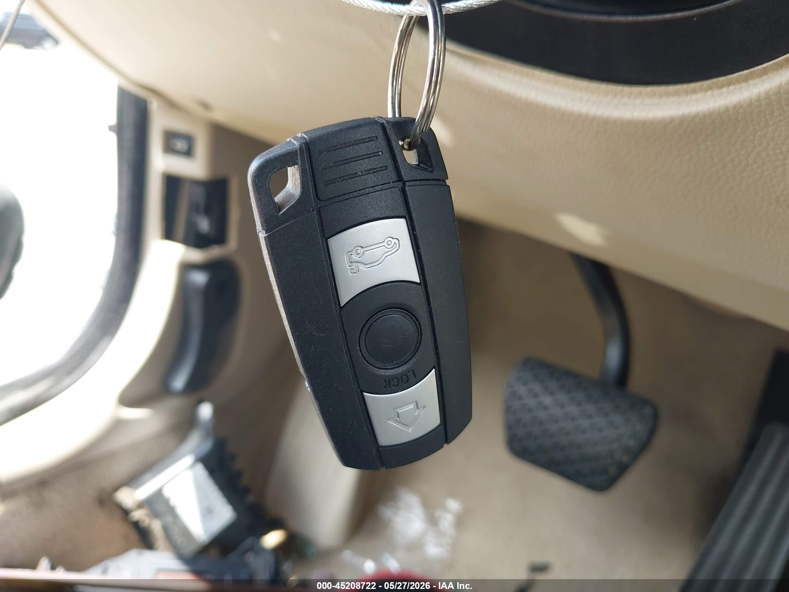 BMW 328I image 11