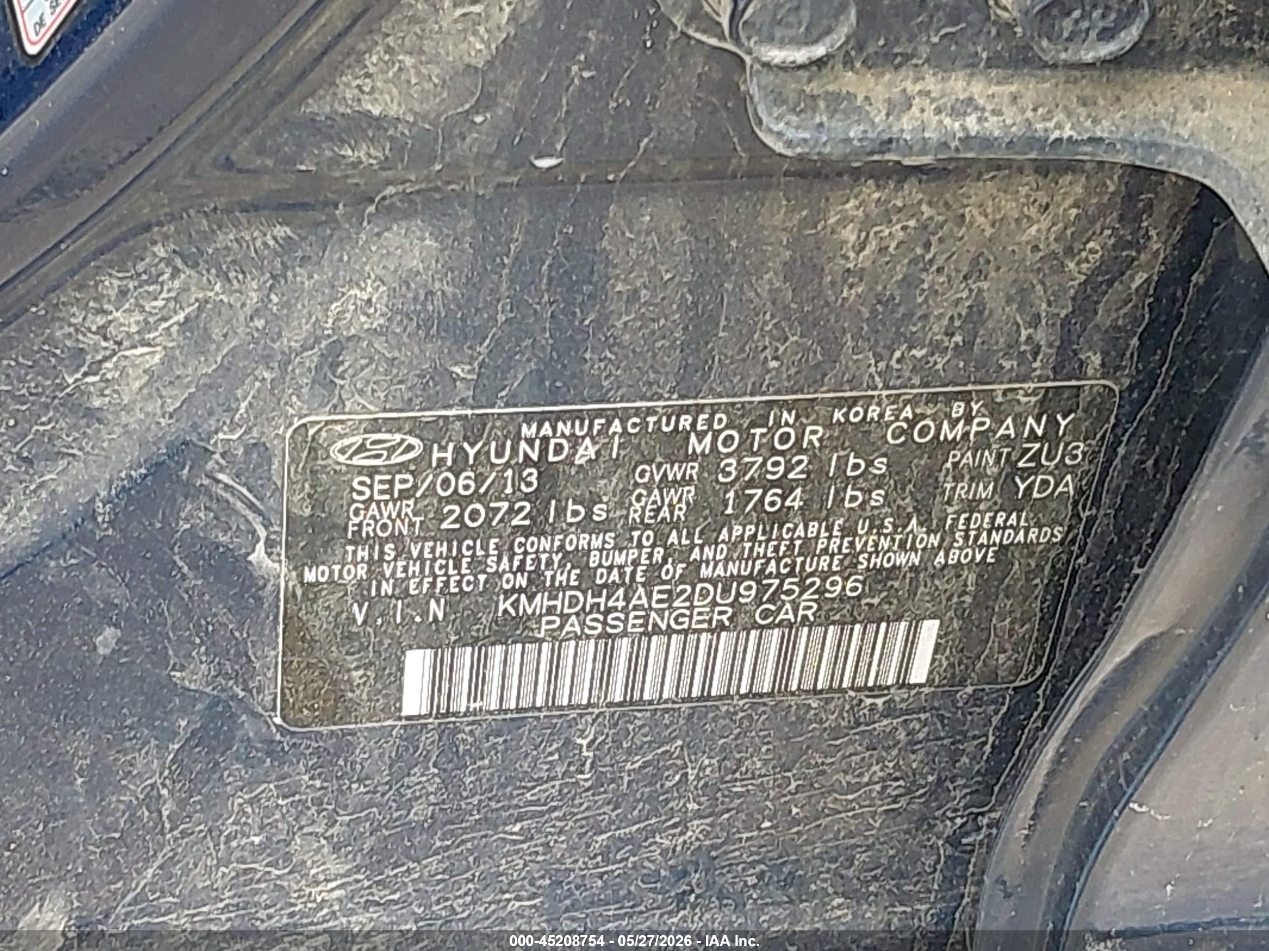 HYUNDAI ELANTRA image 9