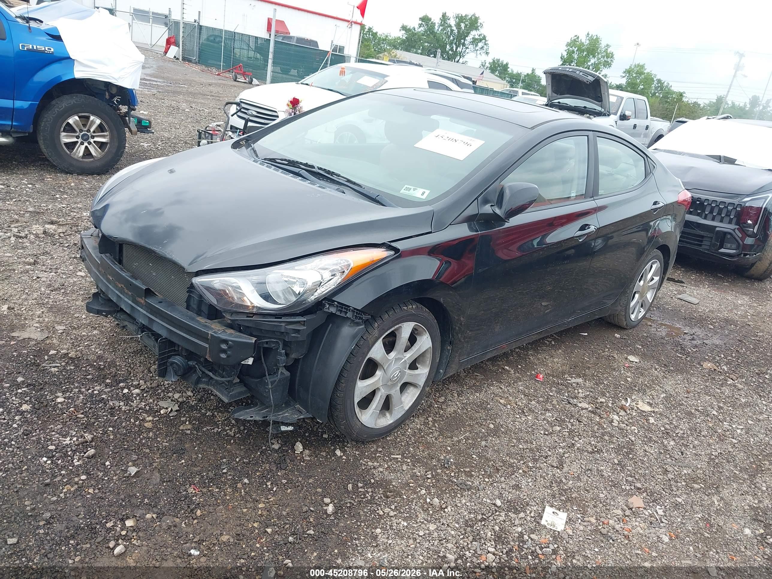 HYUNDAI ELANTRA image 2
