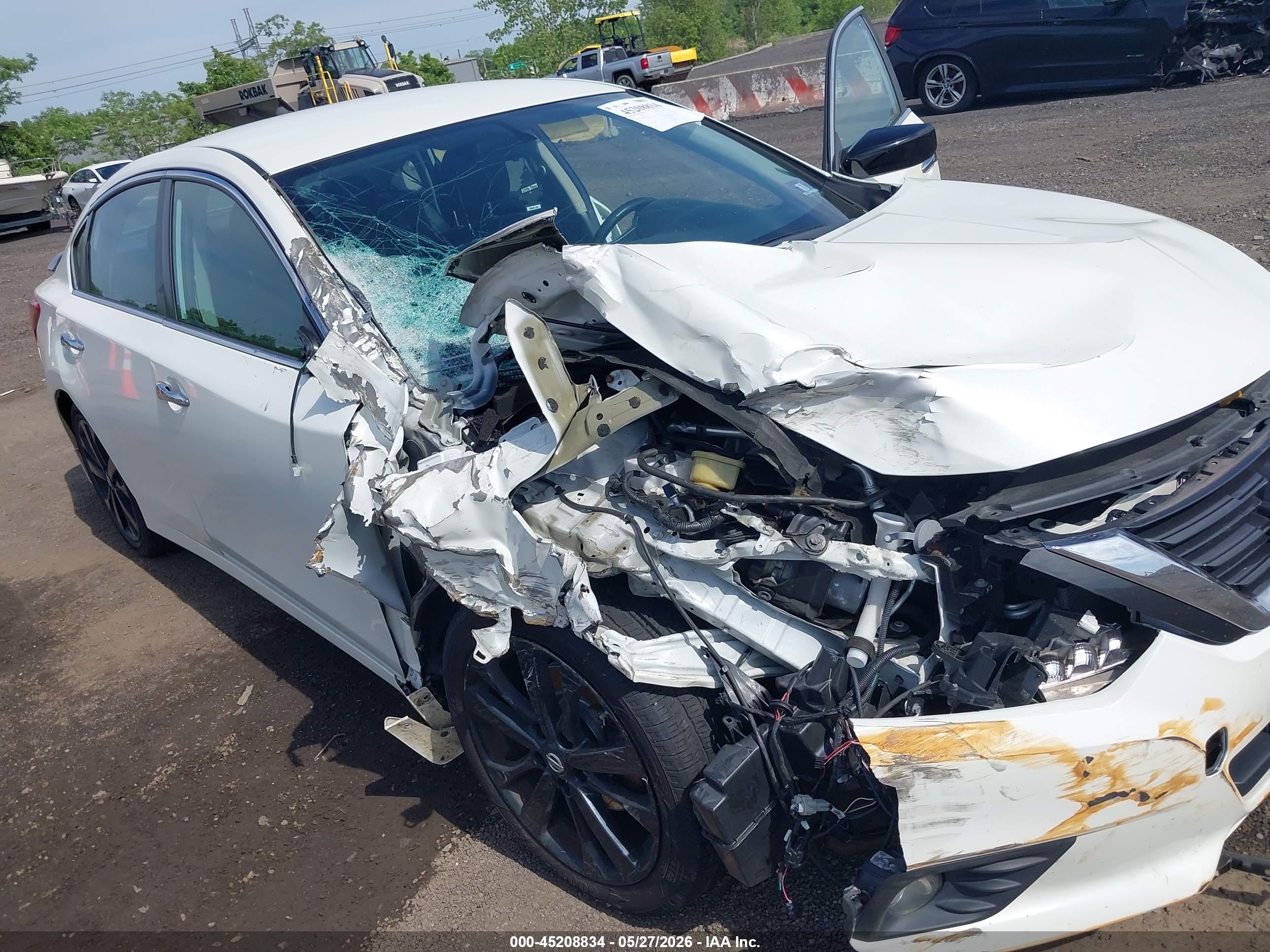 NISSAN ALTIMA image 6