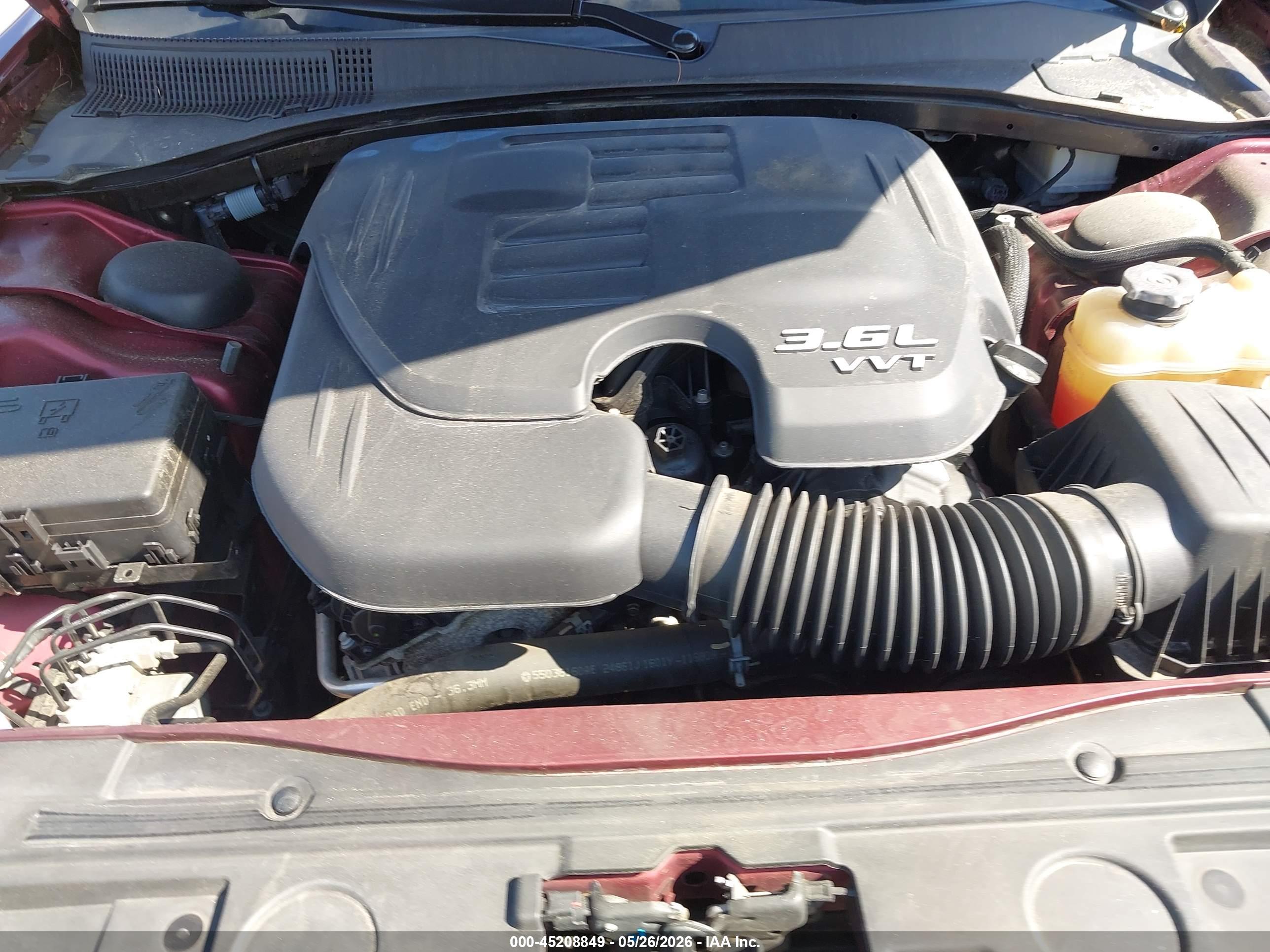 CHRYSLER 300 image 10