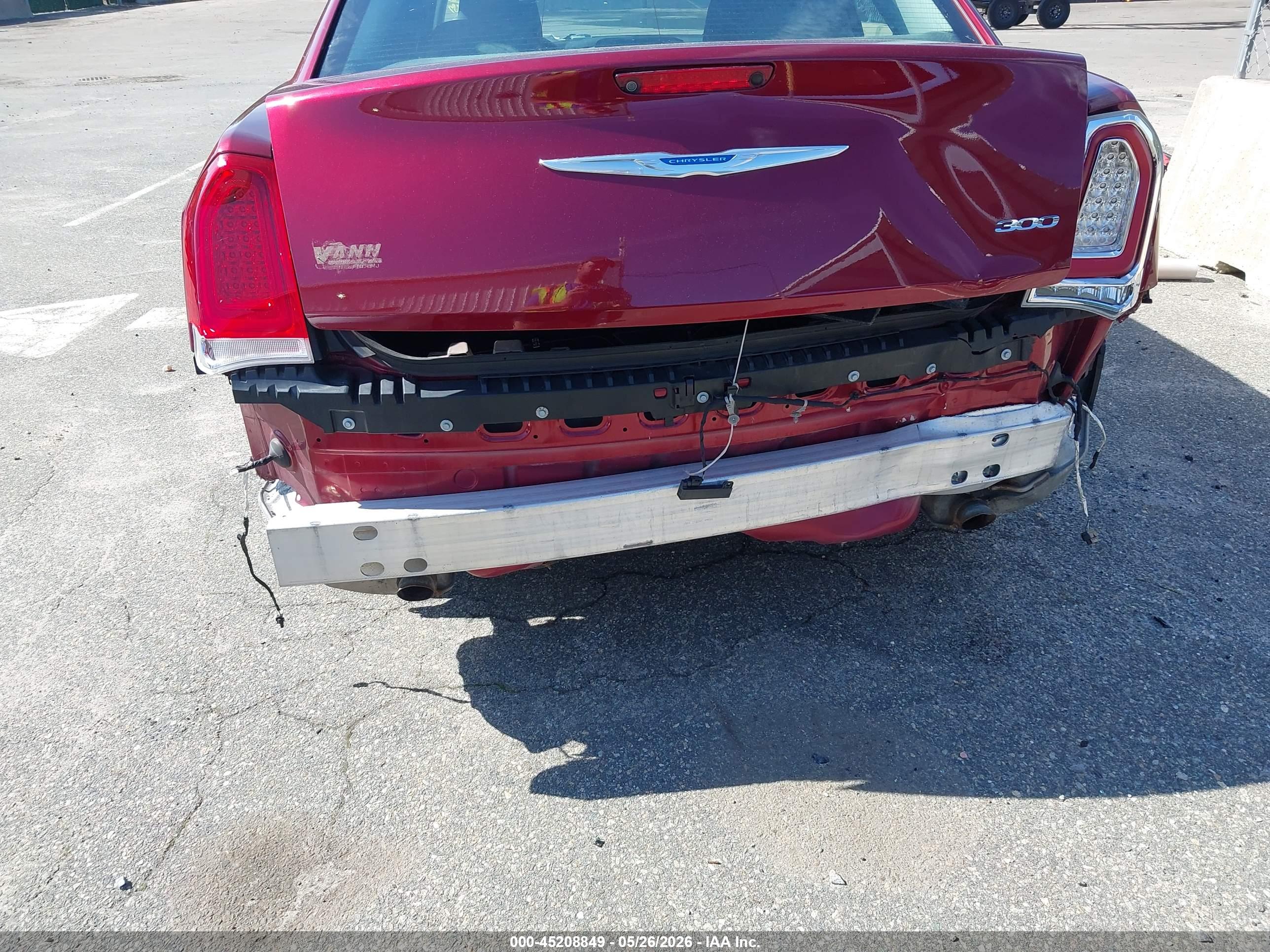 CHRYSLER 300 image 6
