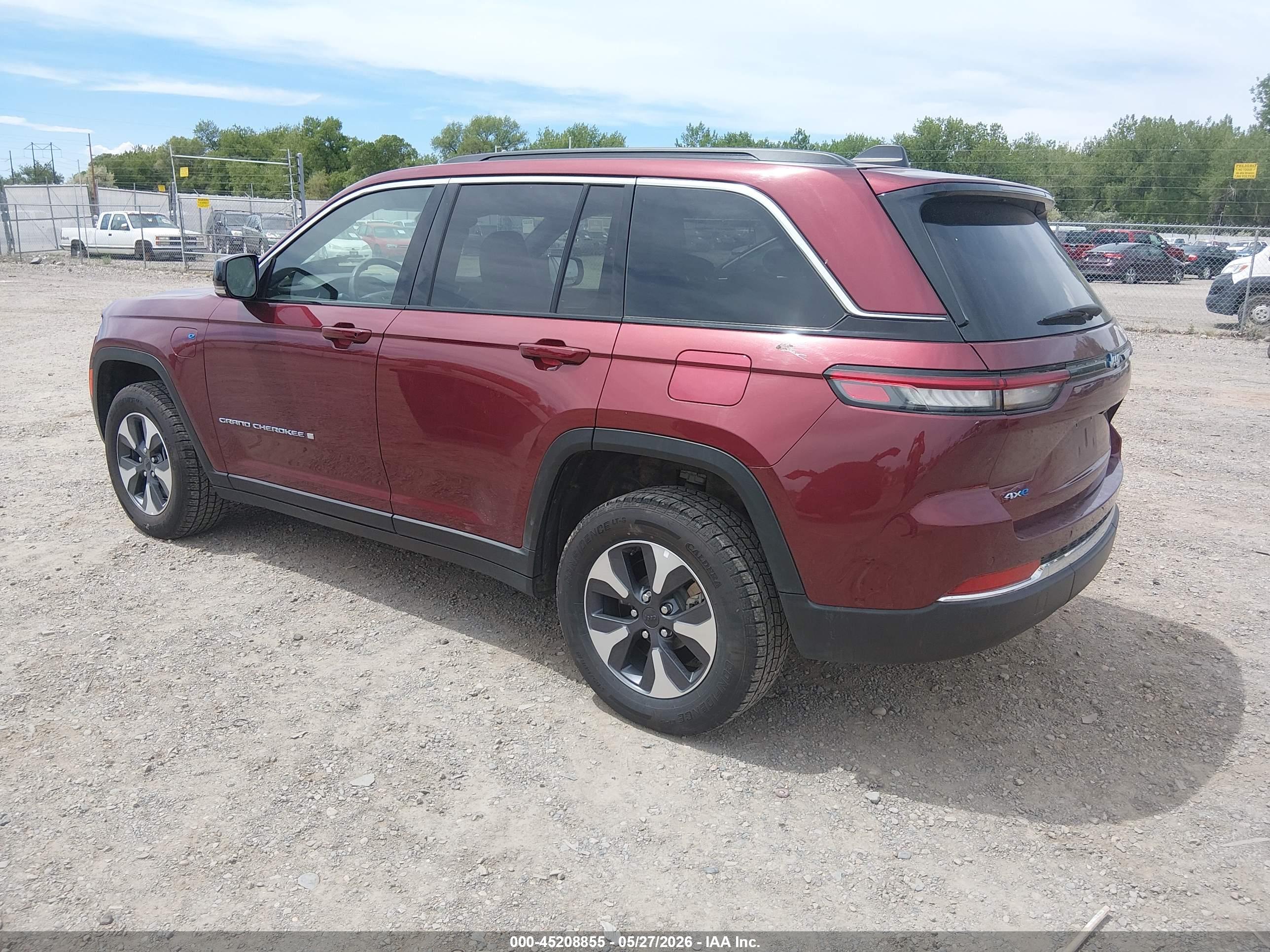 JEEP GRAND image 3