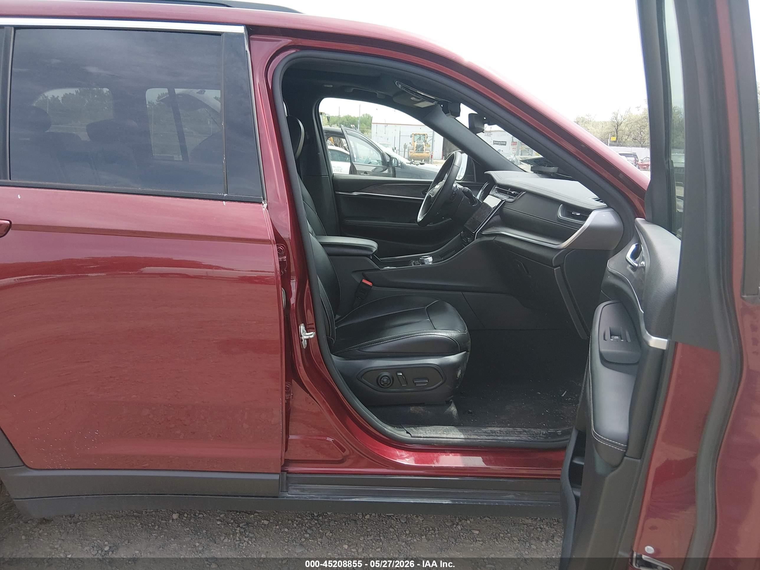 JEEP GRAND image 5