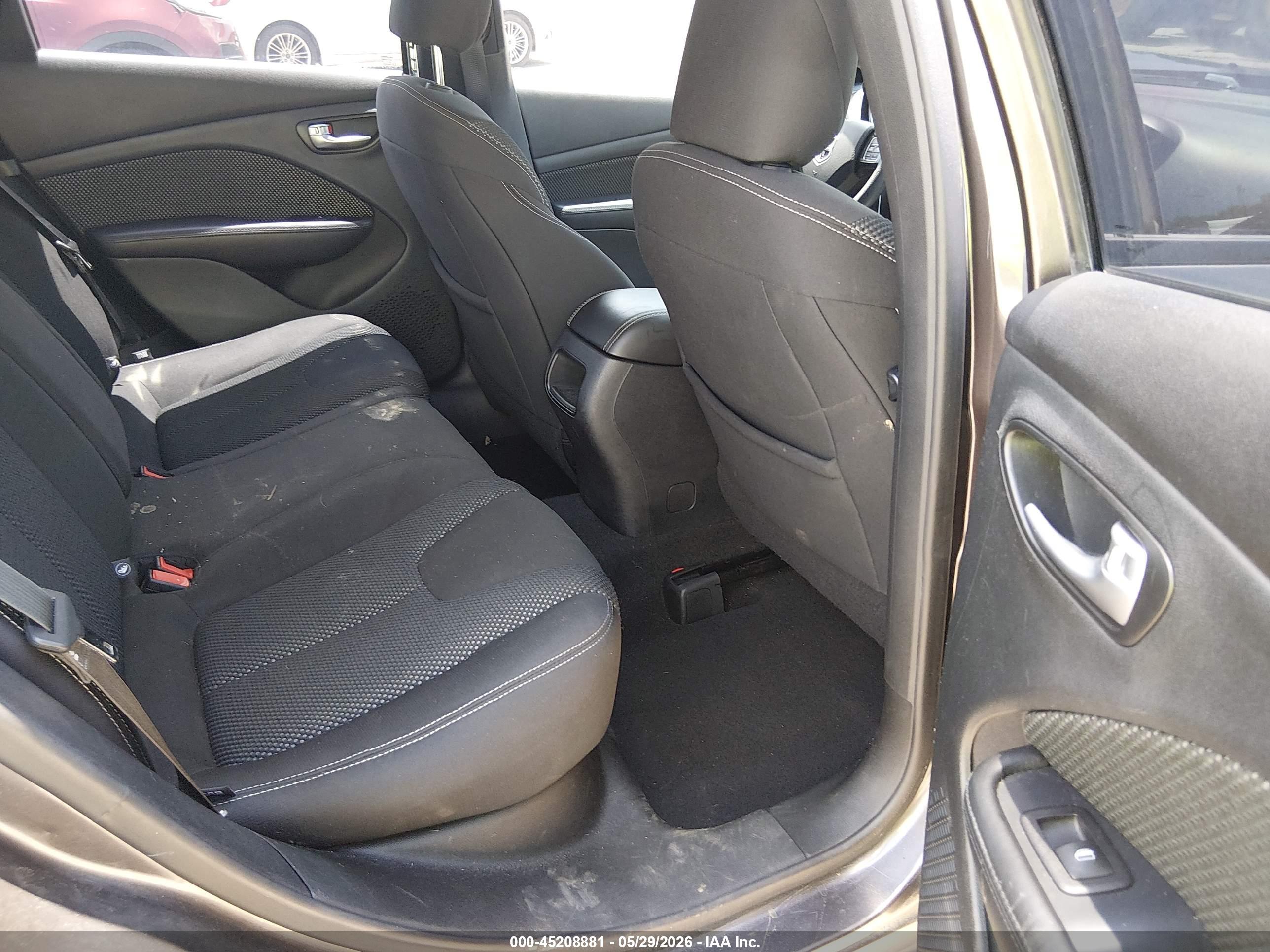 DODGE DART image 8