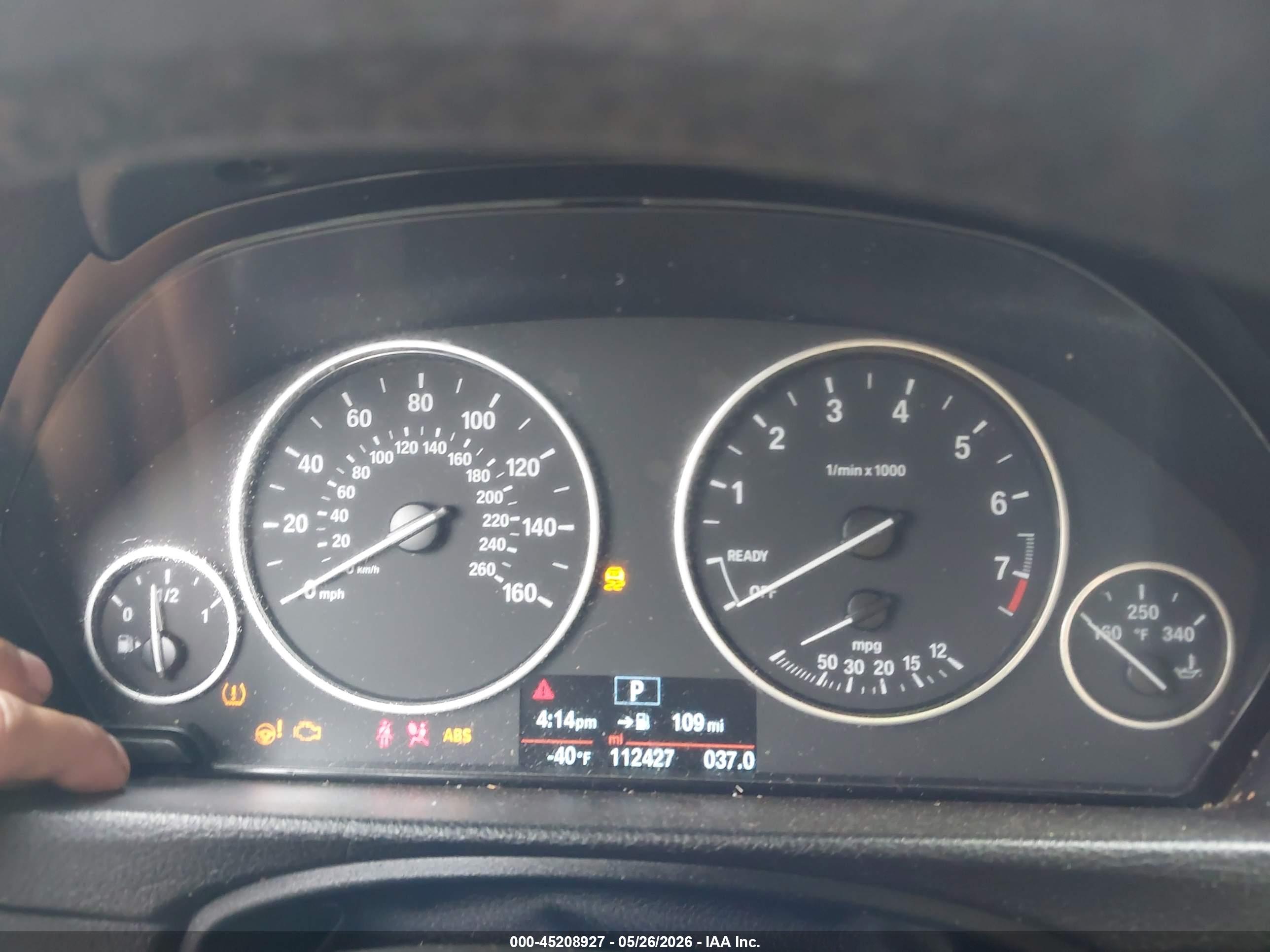 BMW 320I image 7