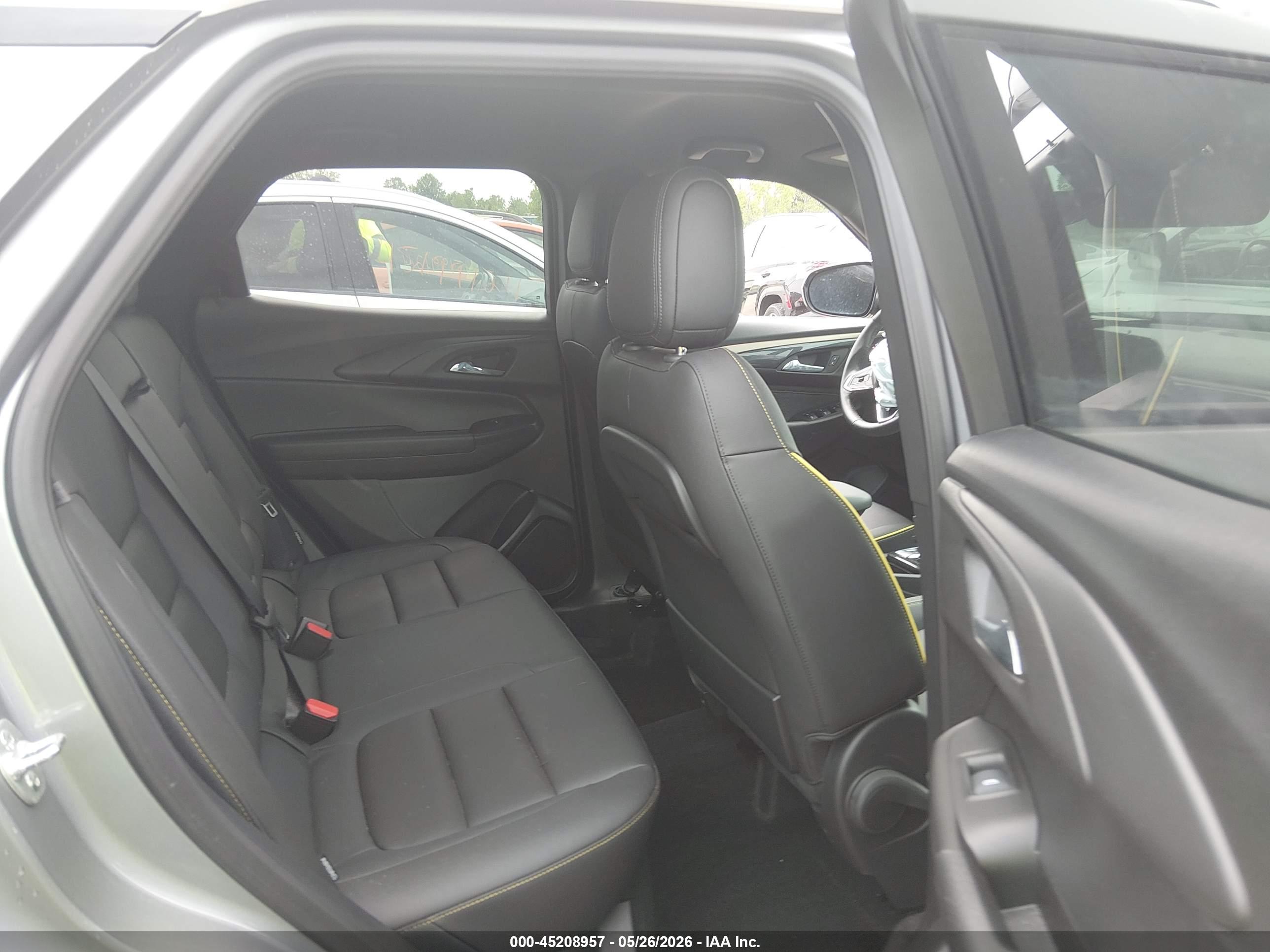 CHEVROLET TRAILBLAZER image 8