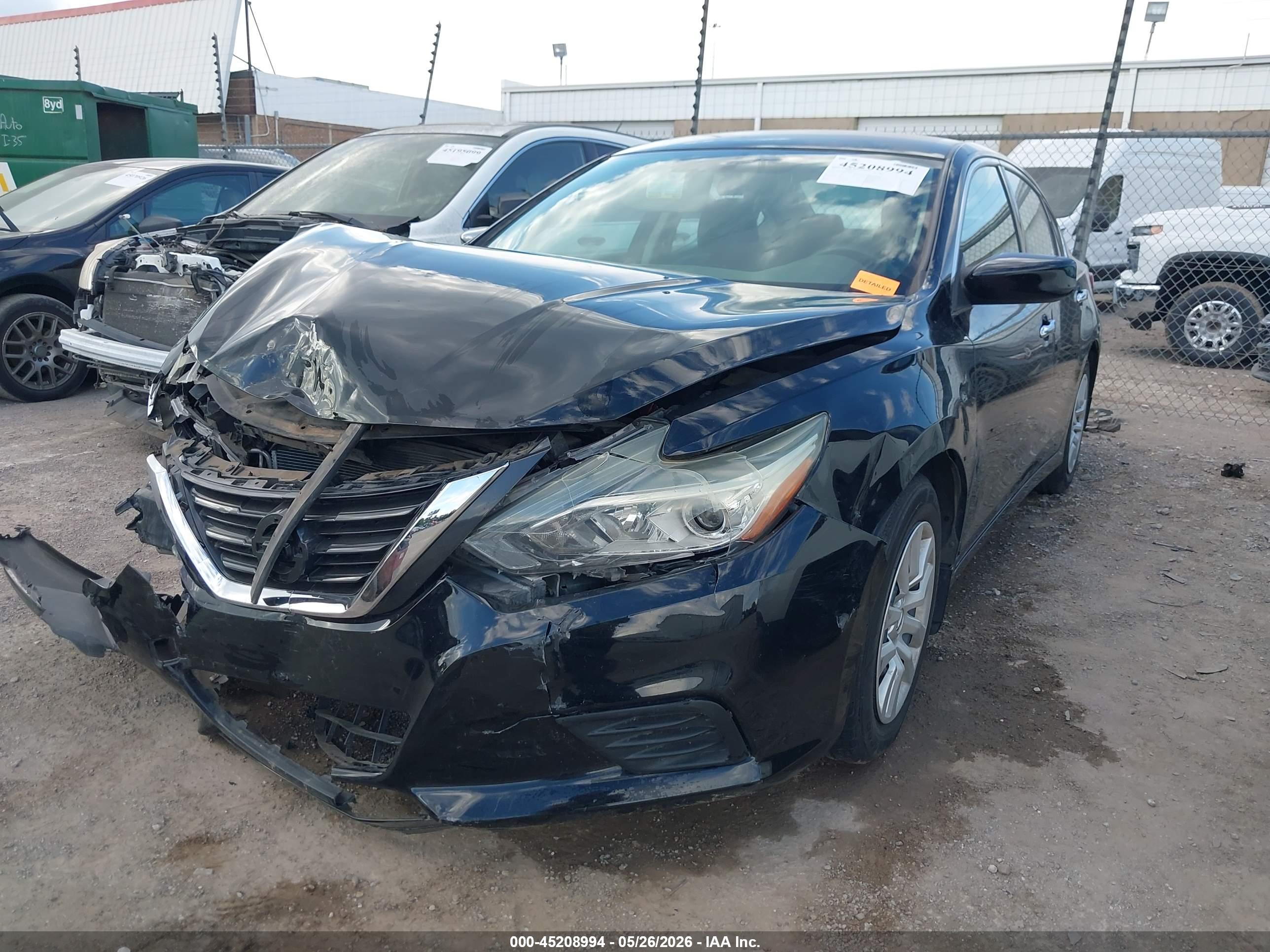 NISSAN ALTIMA image 2