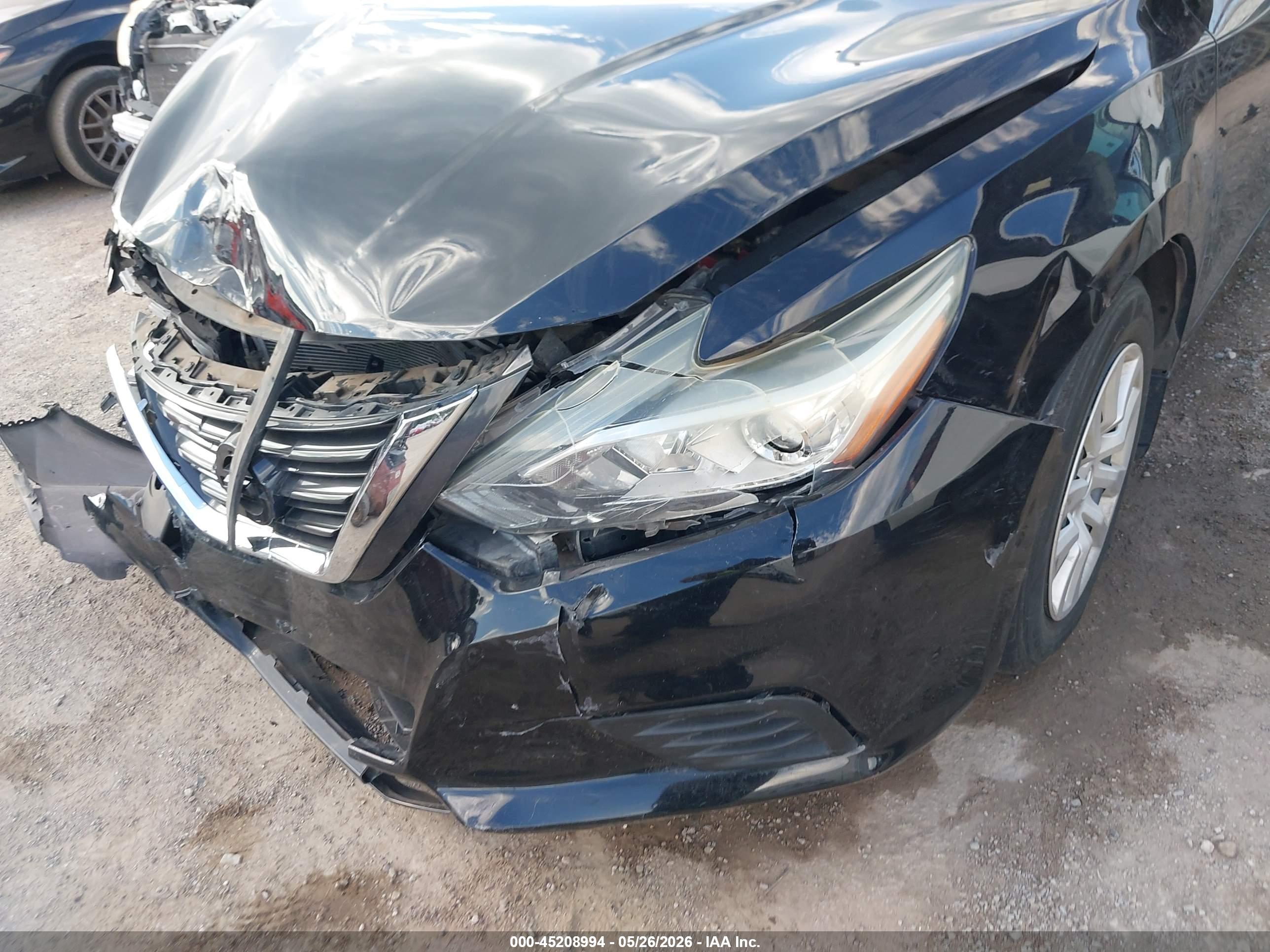 NISSAN ALTIMA image 6