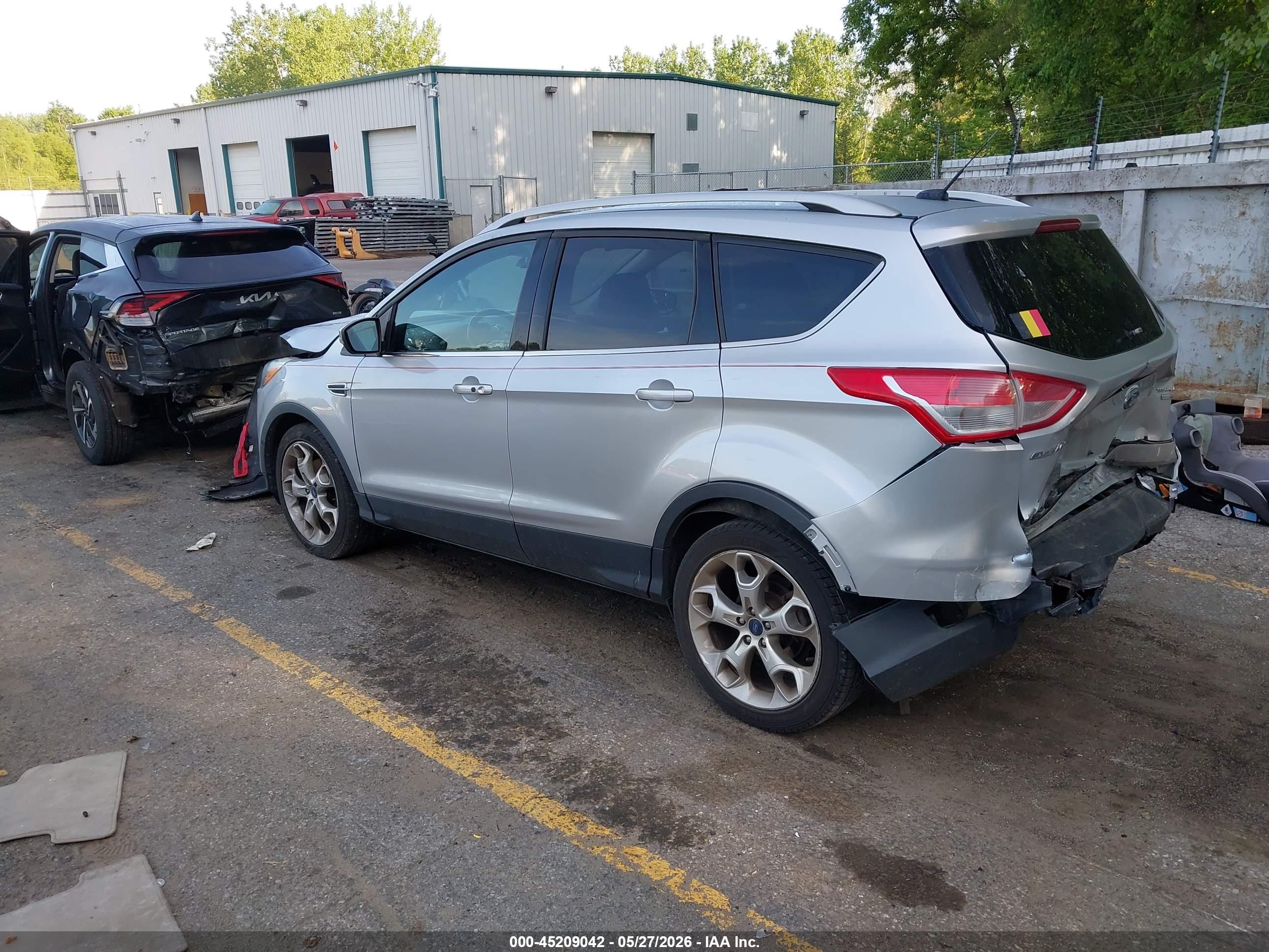 FORD ESCAPE image 3