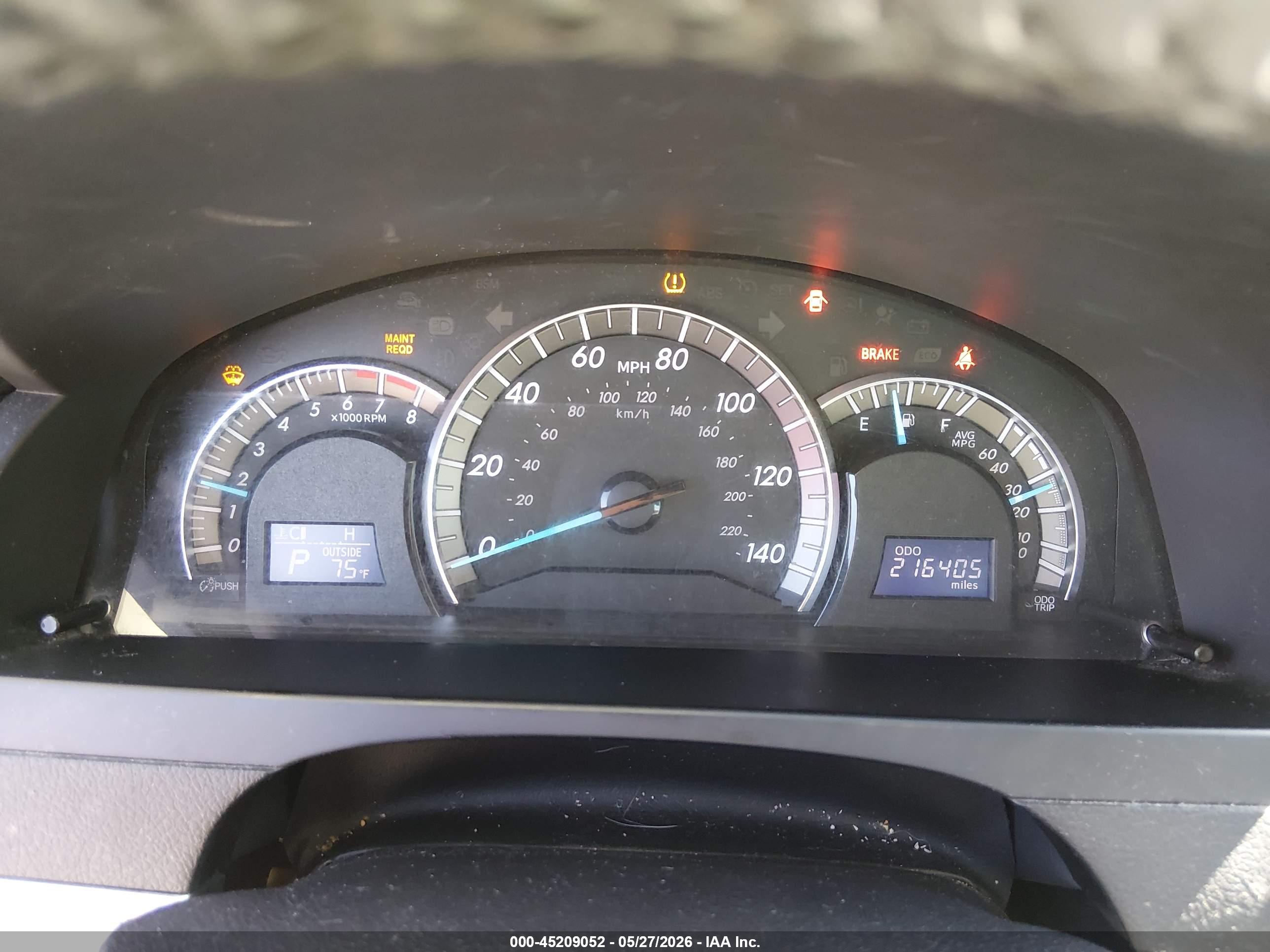 TOYOTA CAMRY image 7
