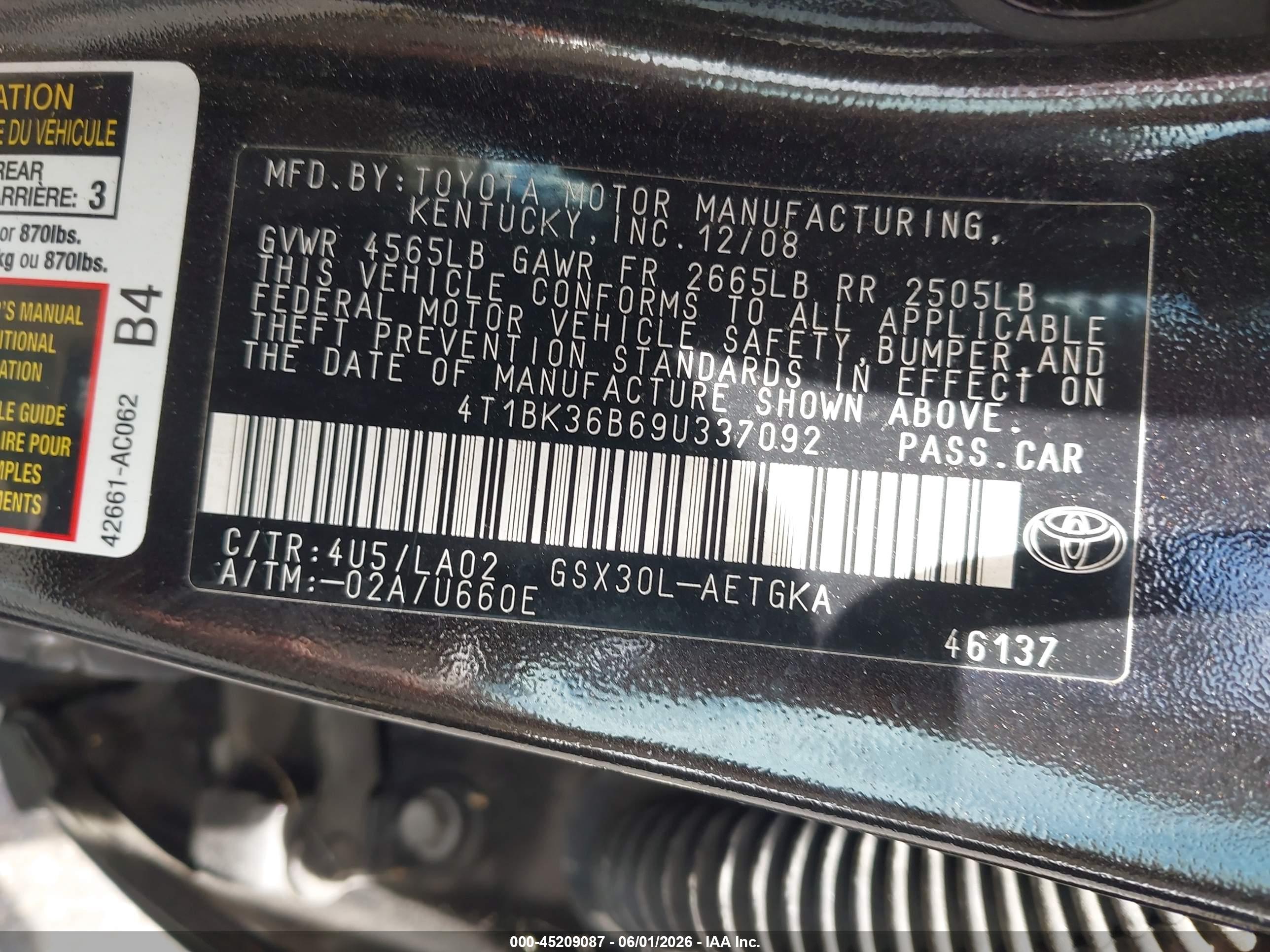 TOYOTA AVALON image 9