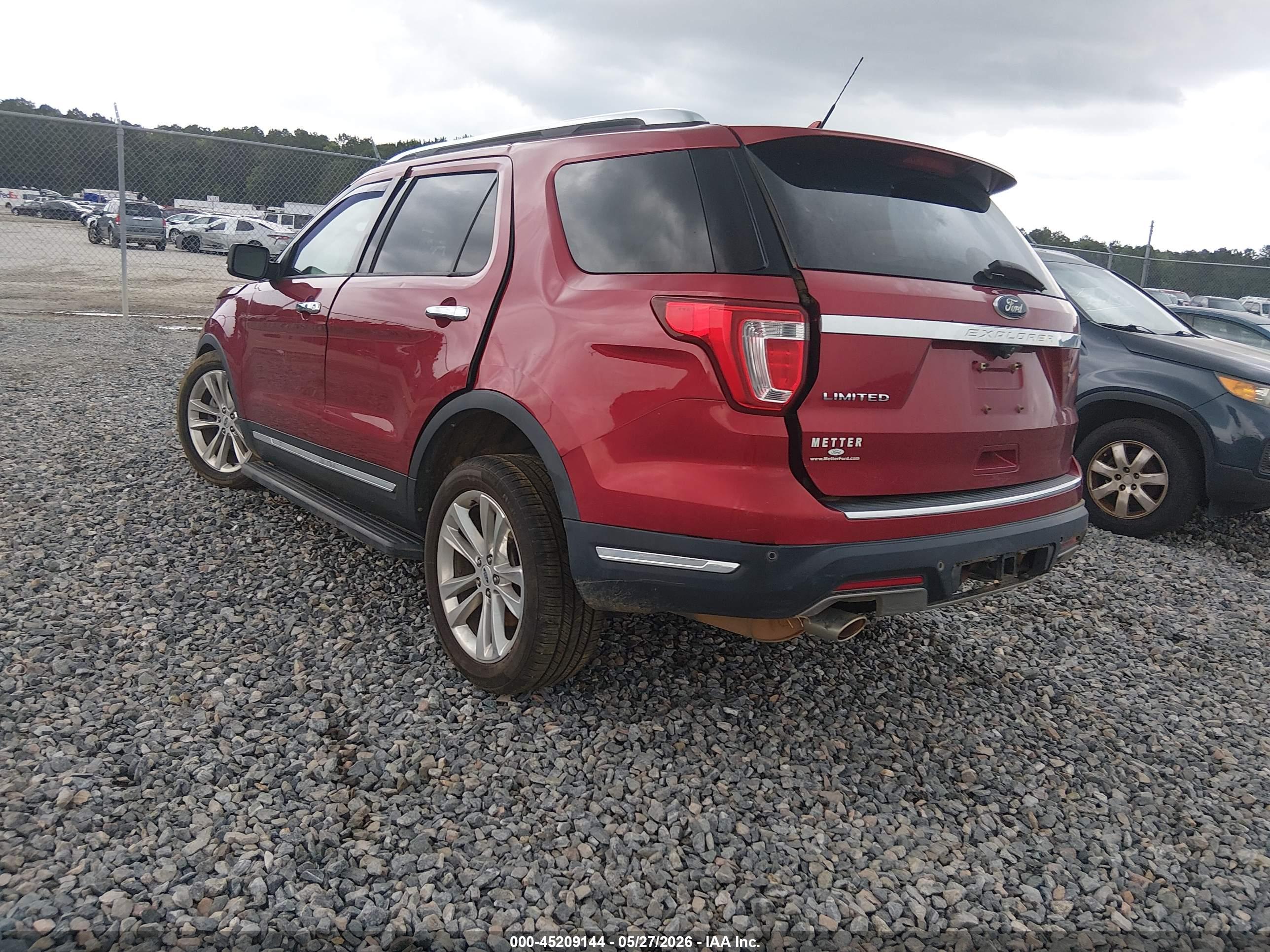 FORD EXPLORER image 3