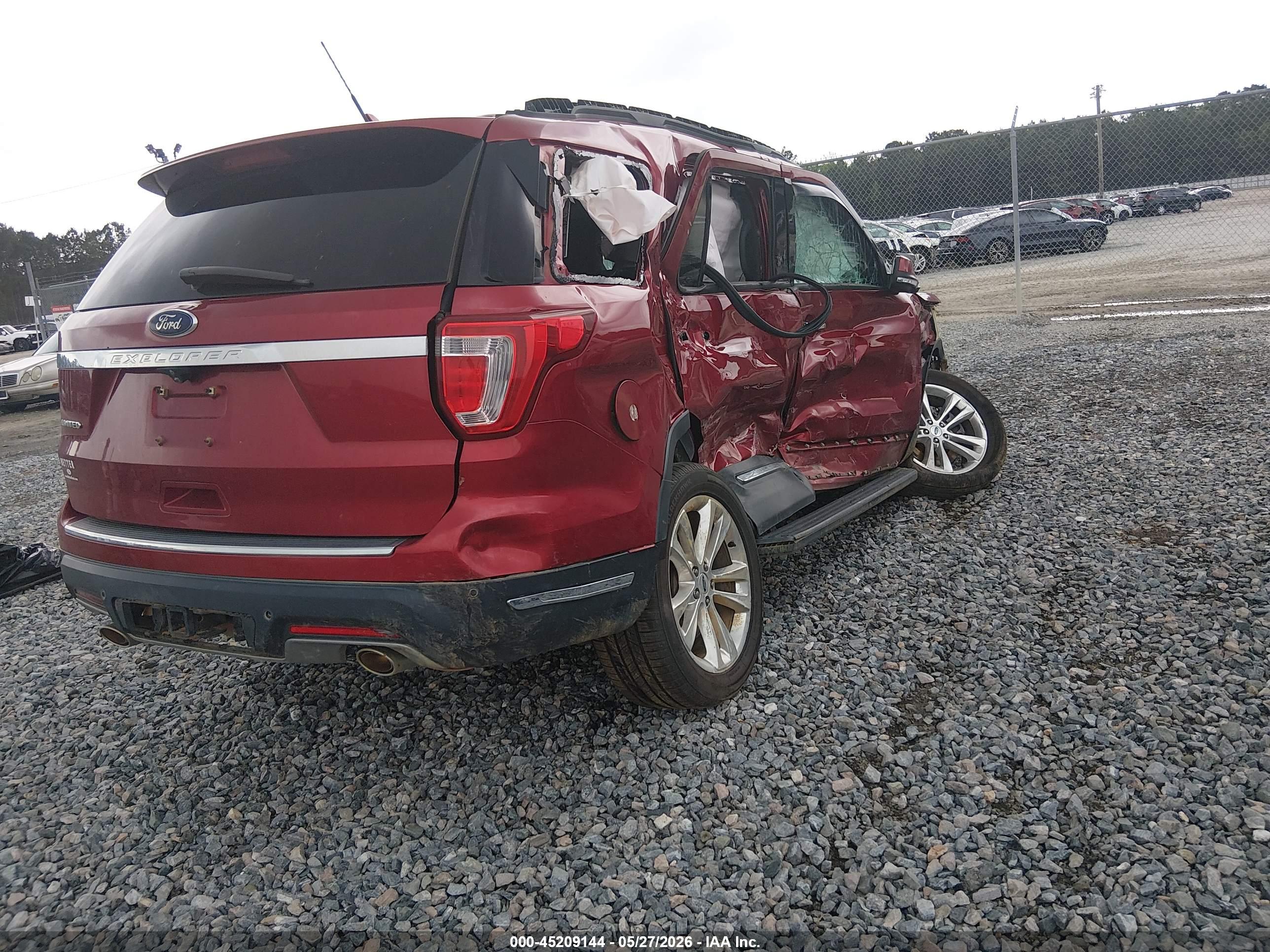 FORD EXPLORER image 4