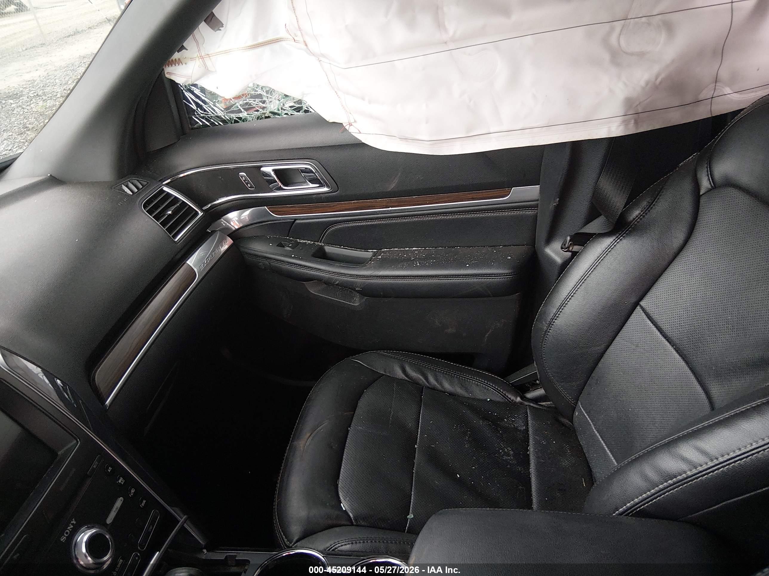 FORD EXPLORER image 5